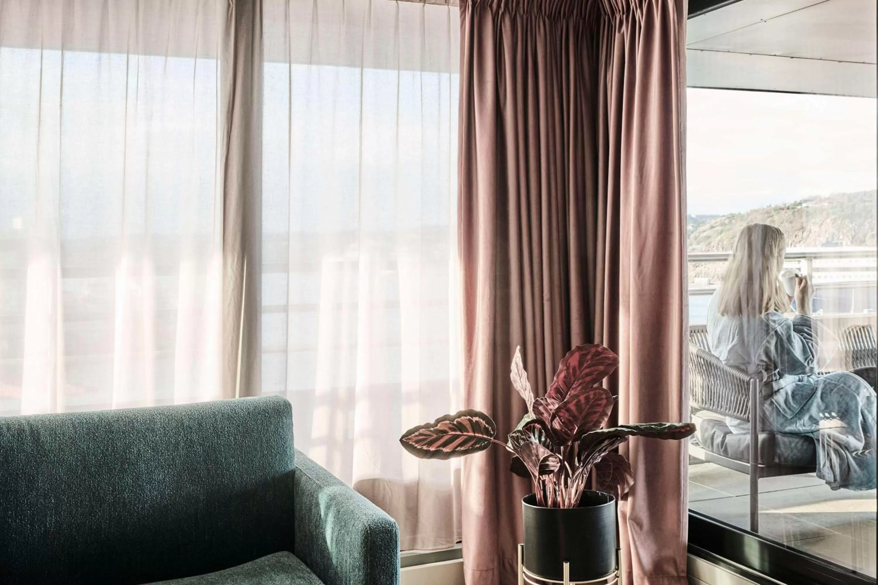 Presidential Suite with Balcony and Harbor View in Radisson Blu Caledonien Hotel, Kristiansand