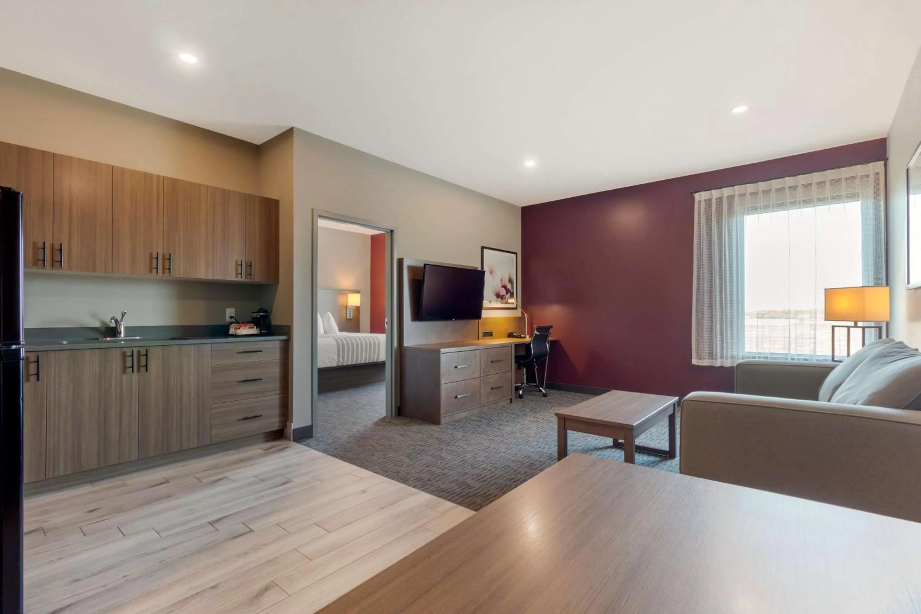 King Suite with Sofa Bed and Kitchenette - Non-Smoking in Best Western Plus Dauphin