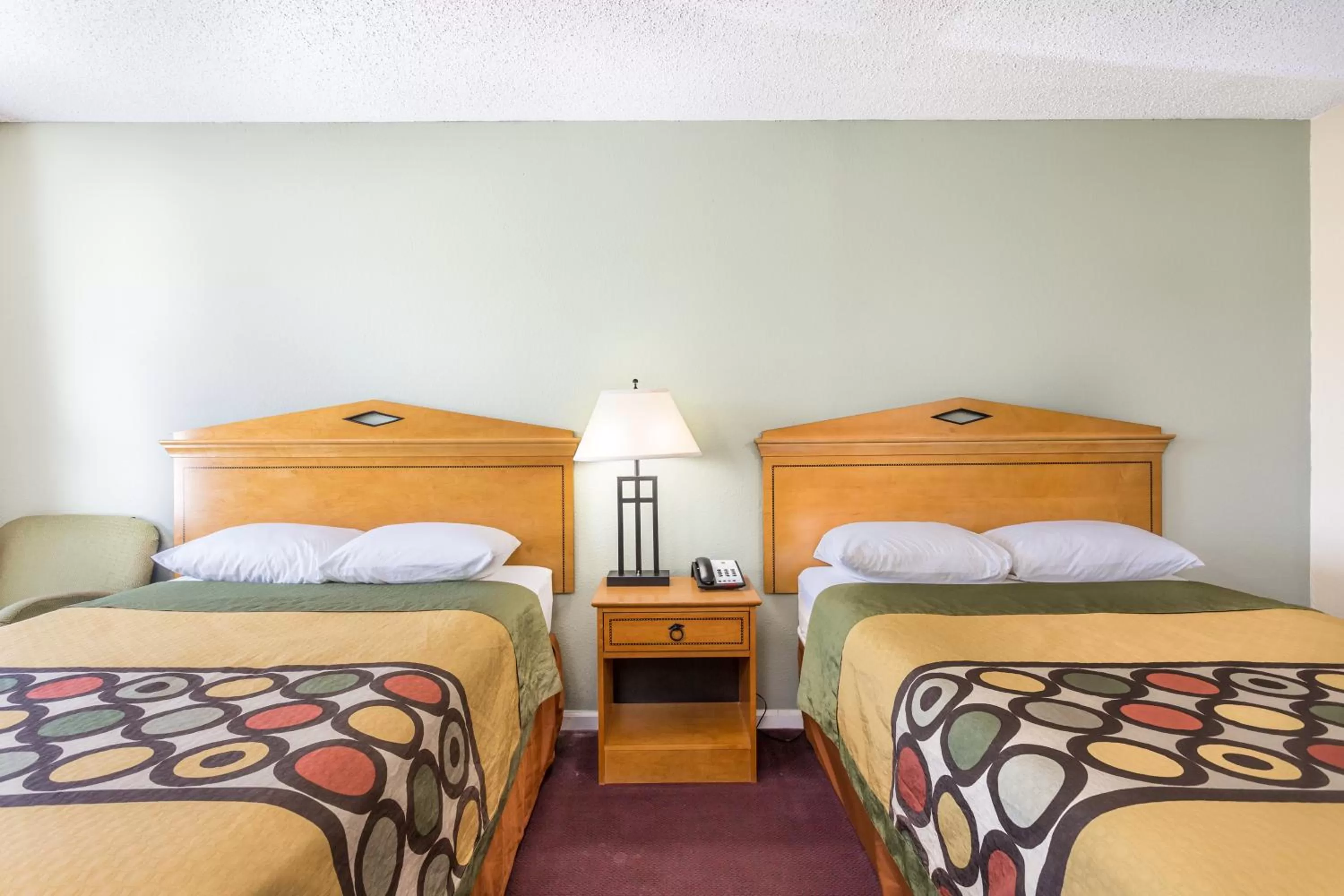 Double Room with Two Double Beds - Smoking in Super 8 by Wyndham Manning