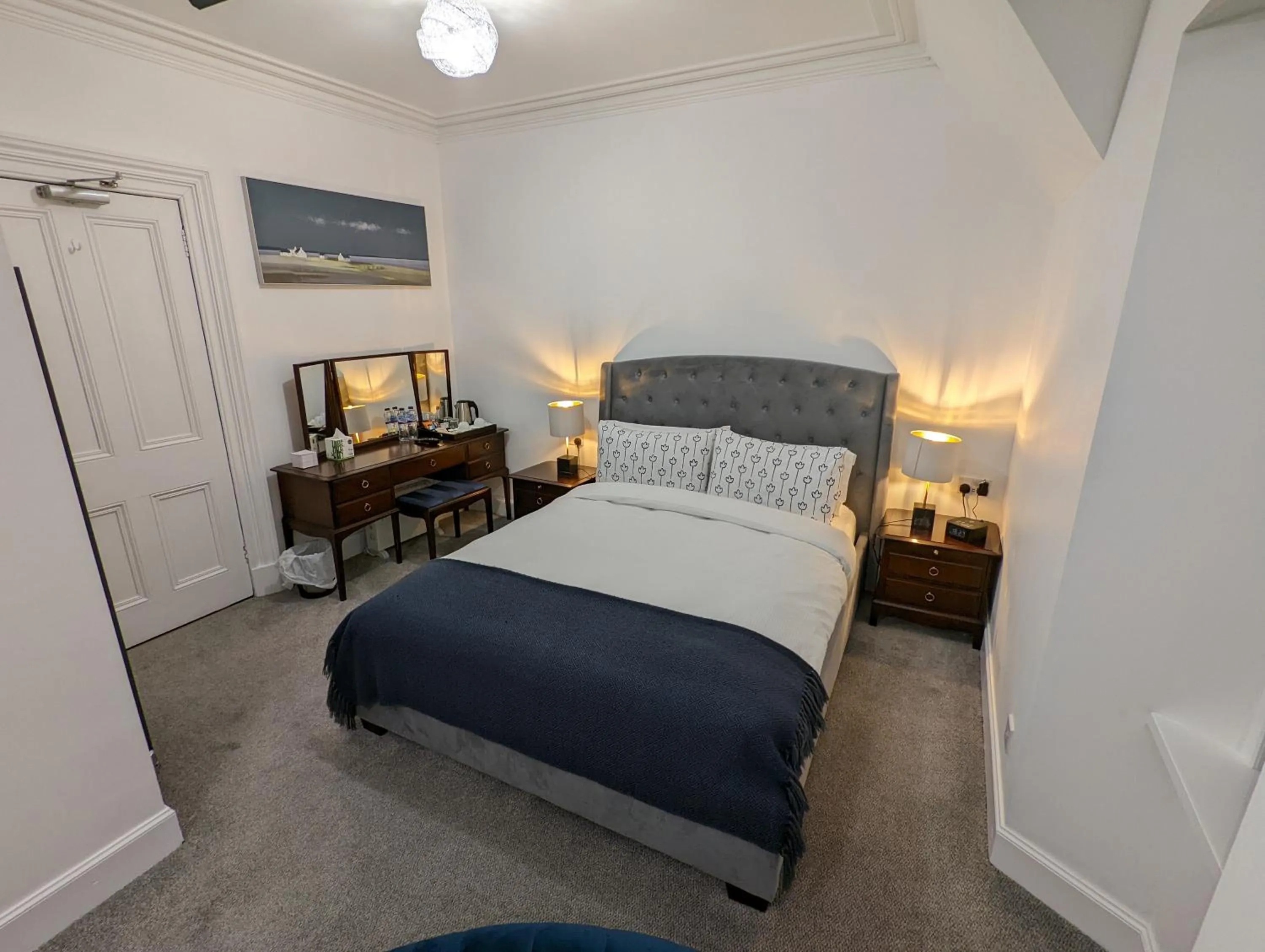 Deluxe King Room in Cambeth Lodge