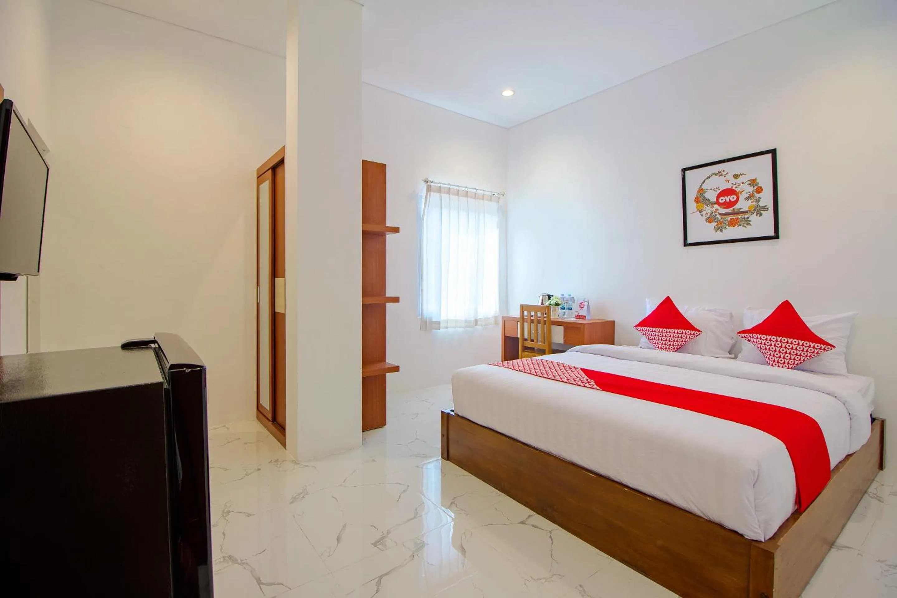 Deluxe Double Room in Hotel O 88 Exclusive Guesthouse