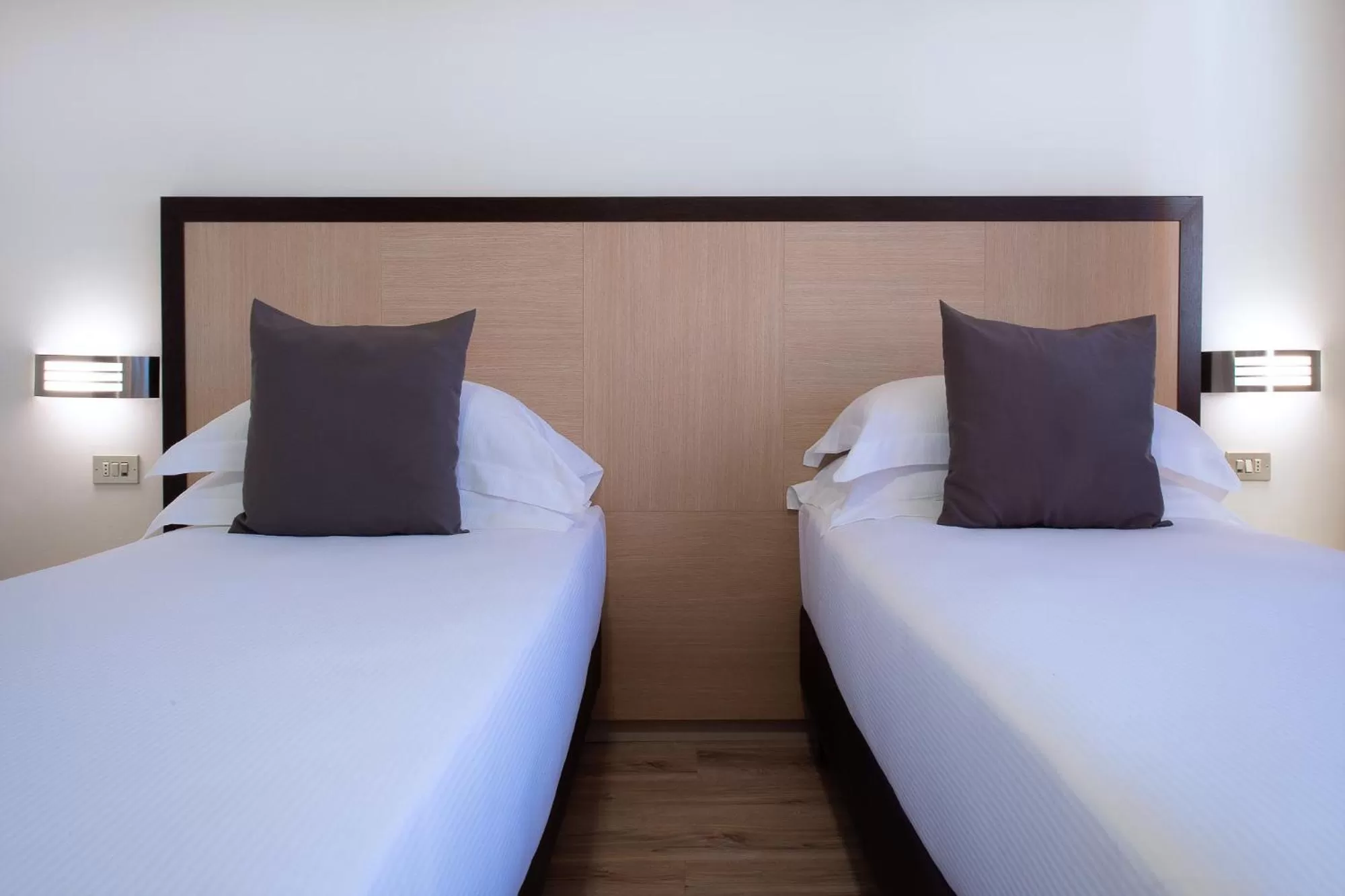 Bedroom, Bed in CDH Hotel Modena