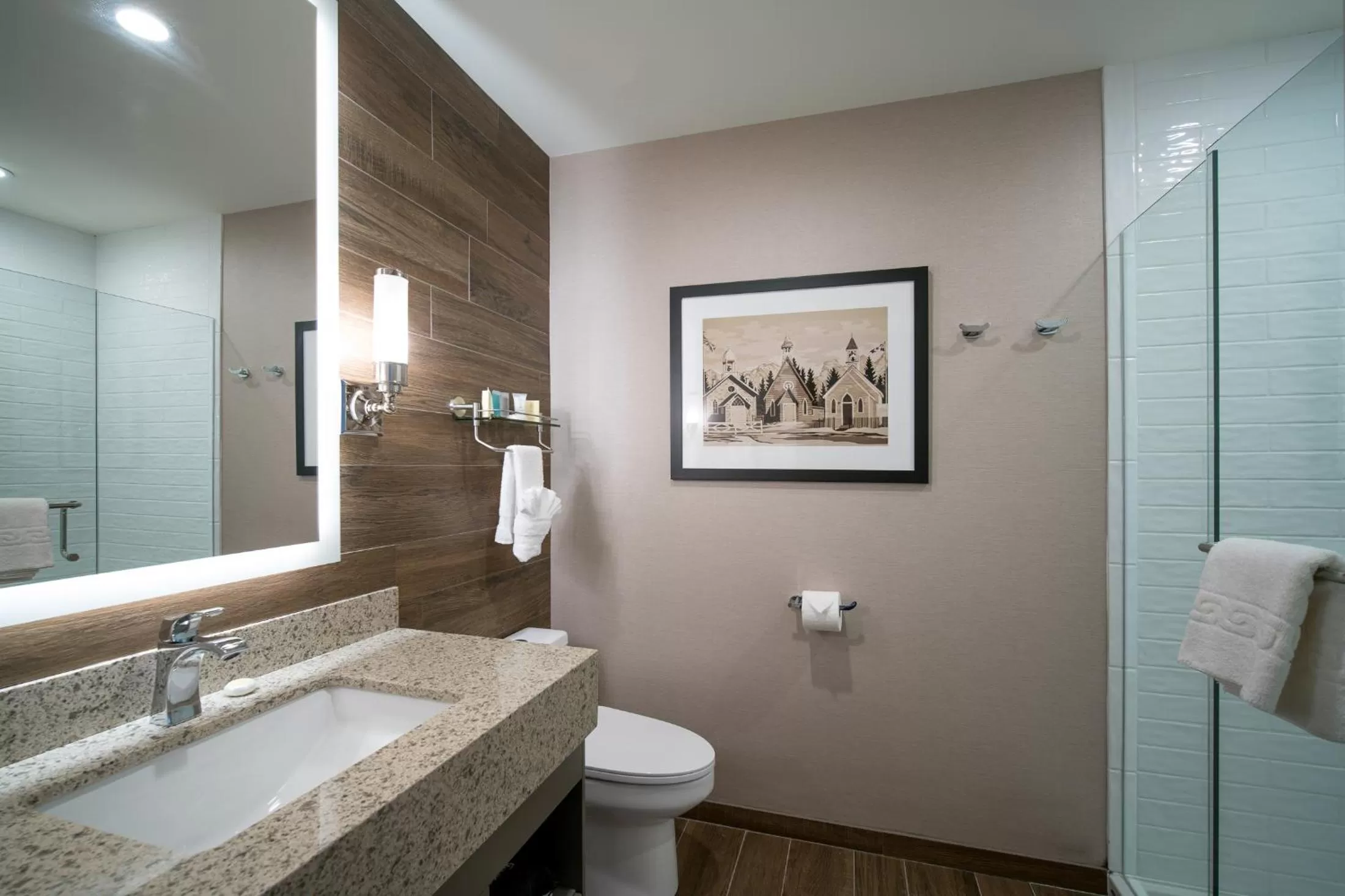 Premium King Room with Mountain View in The Malcolm Hotel