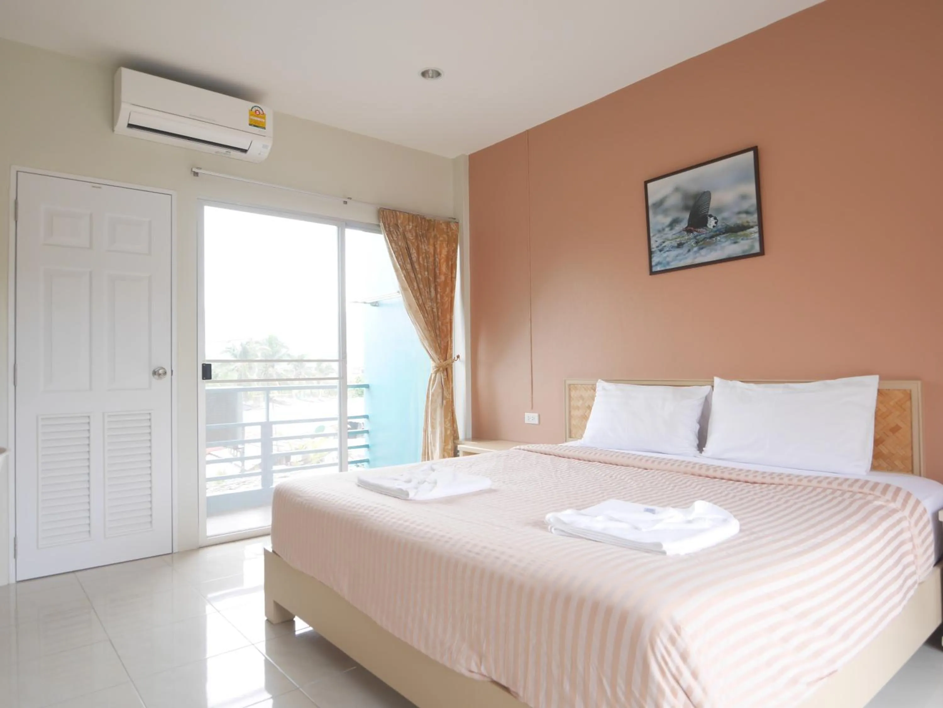 Standard Double Room in Forest Bungalows & Mama's Restaurant