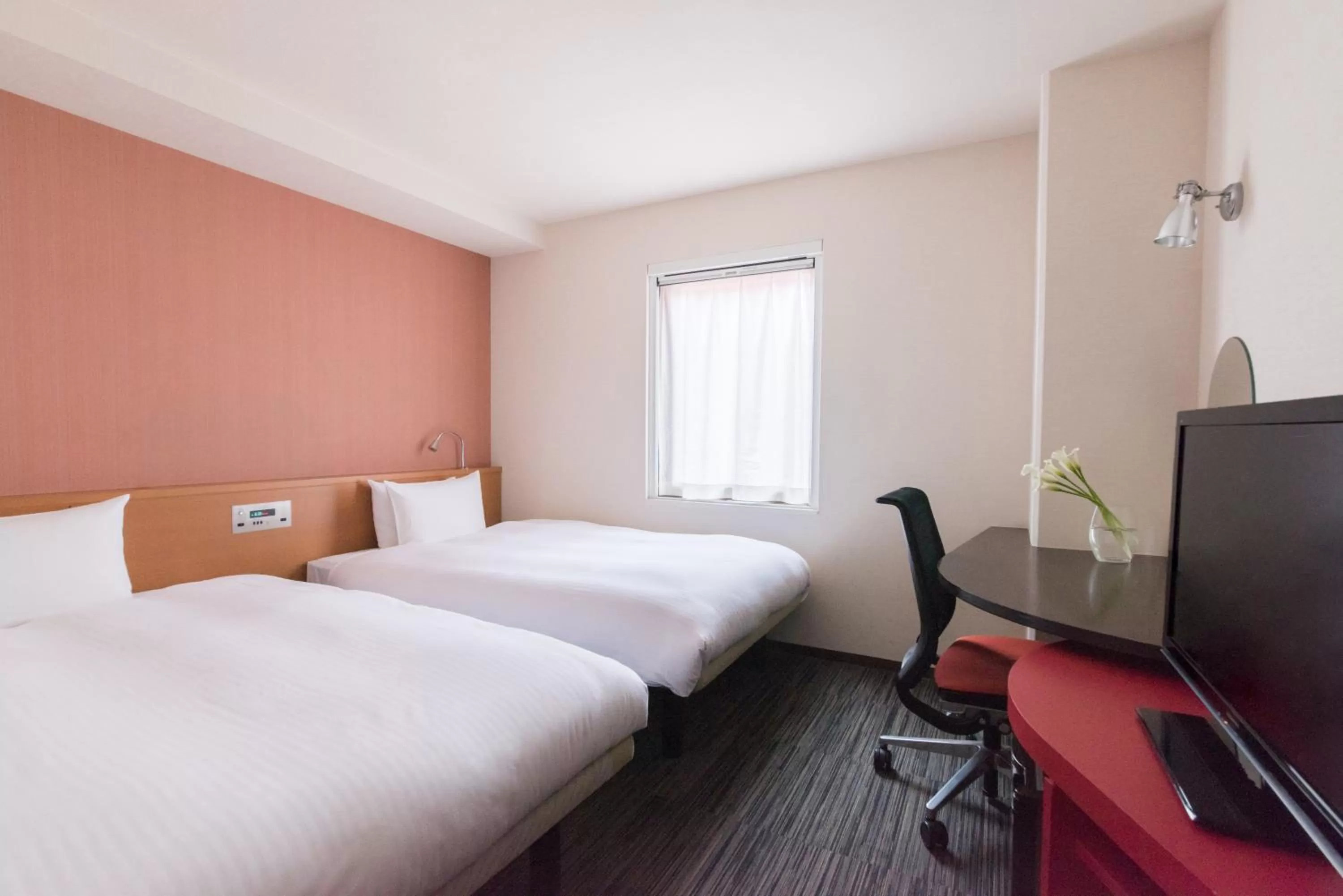Standard Twin Room - single occupancy - Non-Smoking in the b kobe