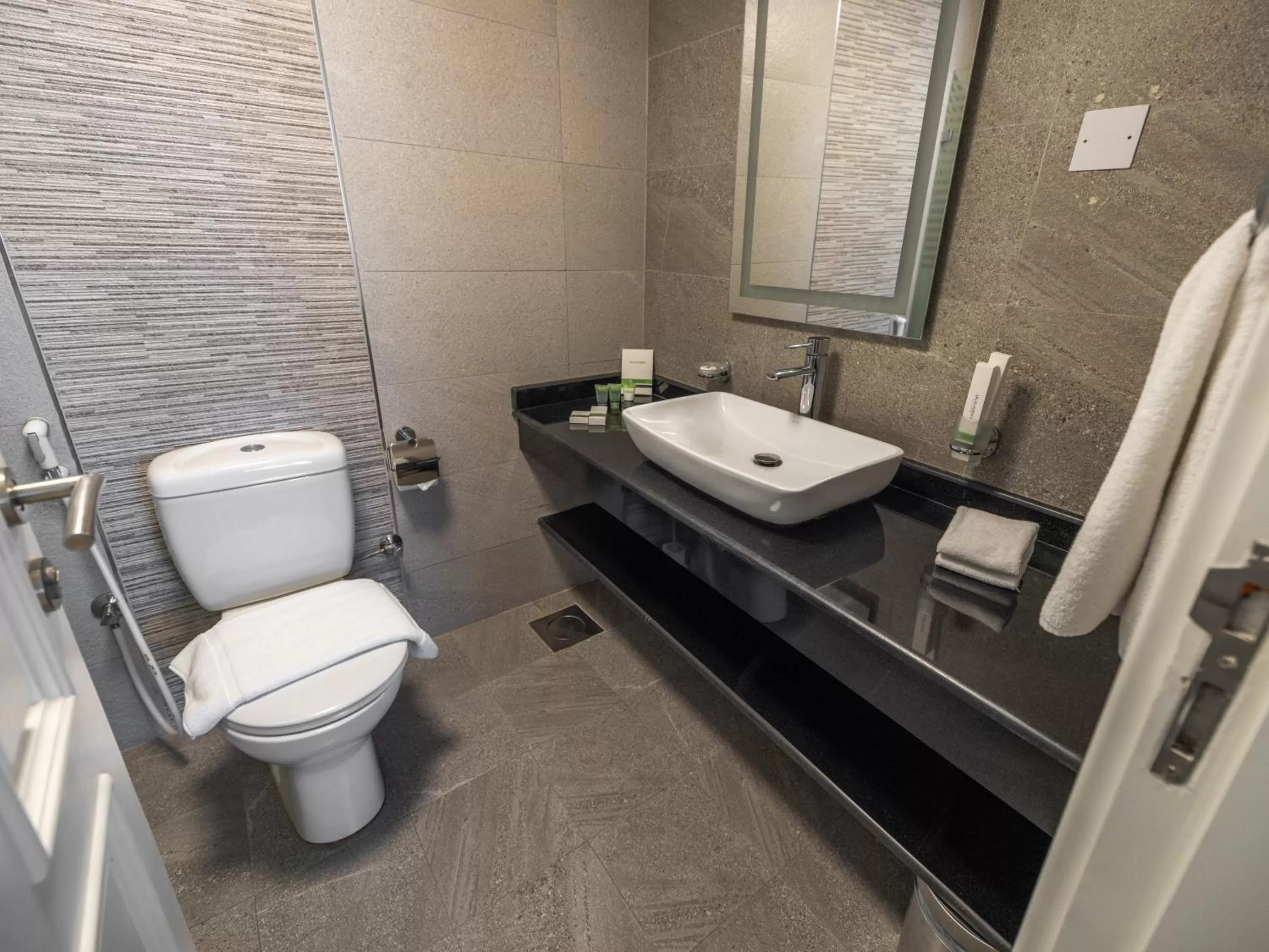 2 Bedroom Suite Ground Floor with Kitchen in Argan Al Bidaa Hotel and Resort , Kuwait