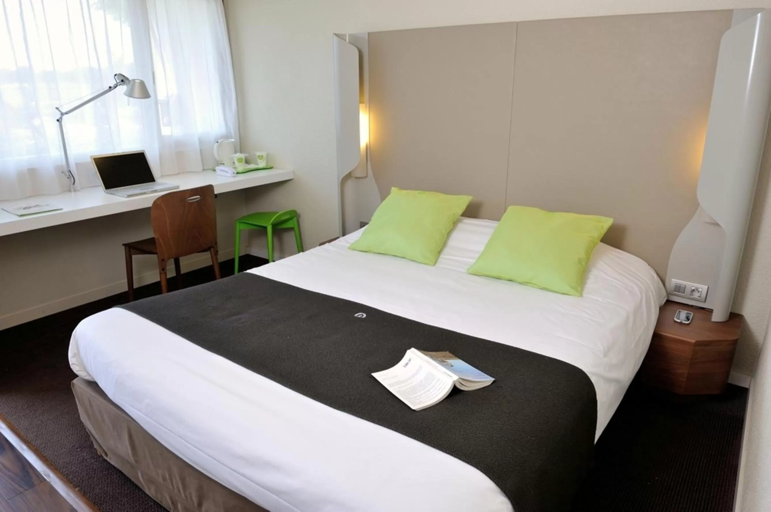 Double Room in Campanile Annemasse Gare– Genève