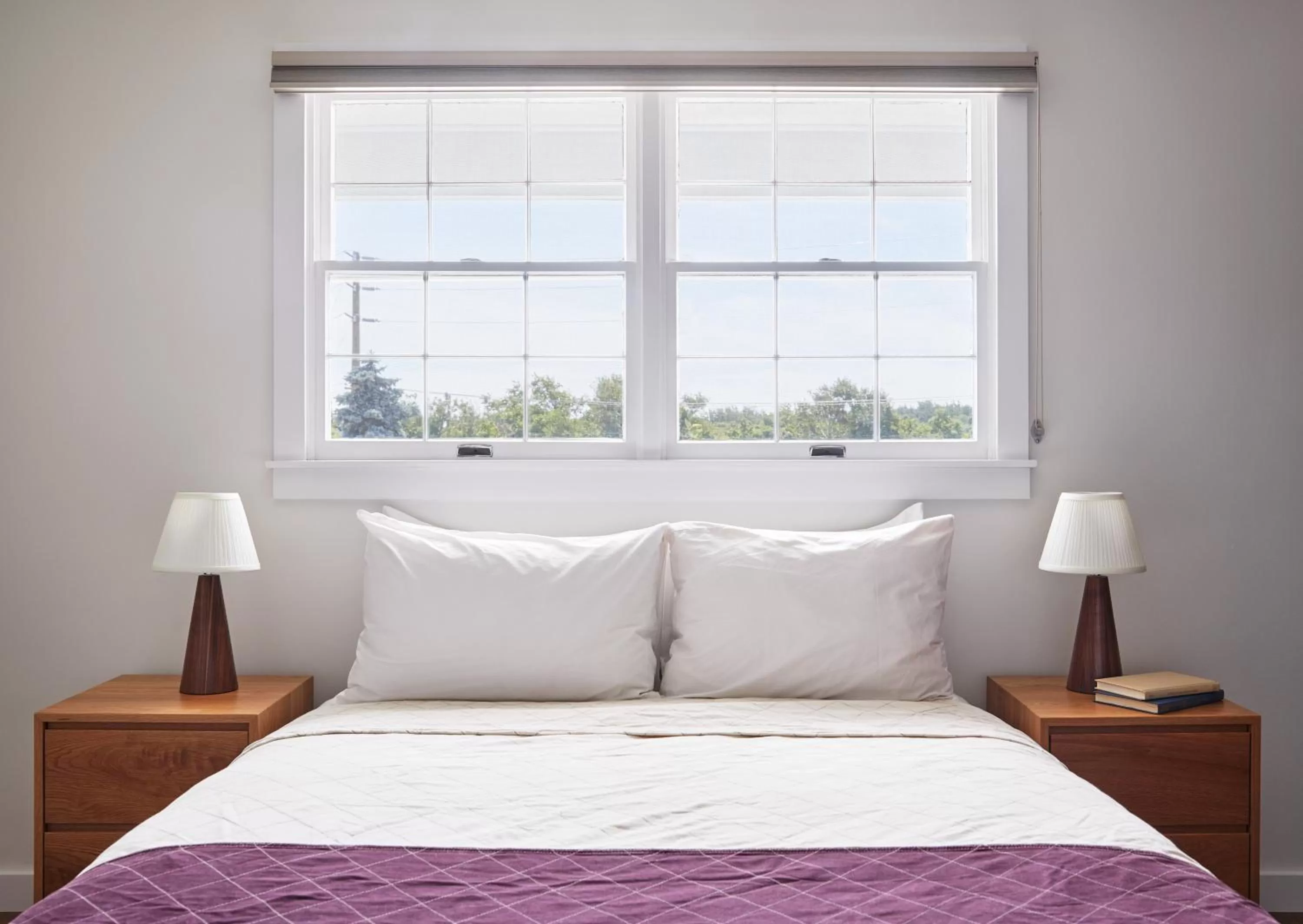 Standard Queen Room in Sound View Greenport