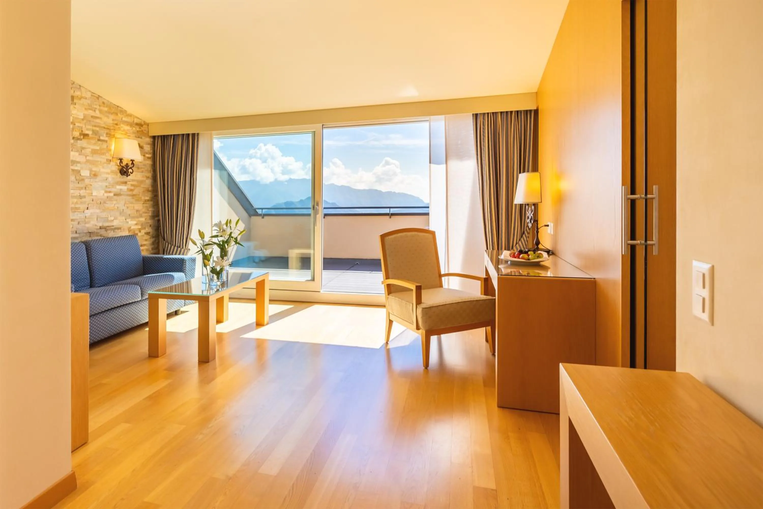 Penthouse Suite with Lake View in Kurhaus Cademario Hotel & DOT Spa - Ticino Hotels Group