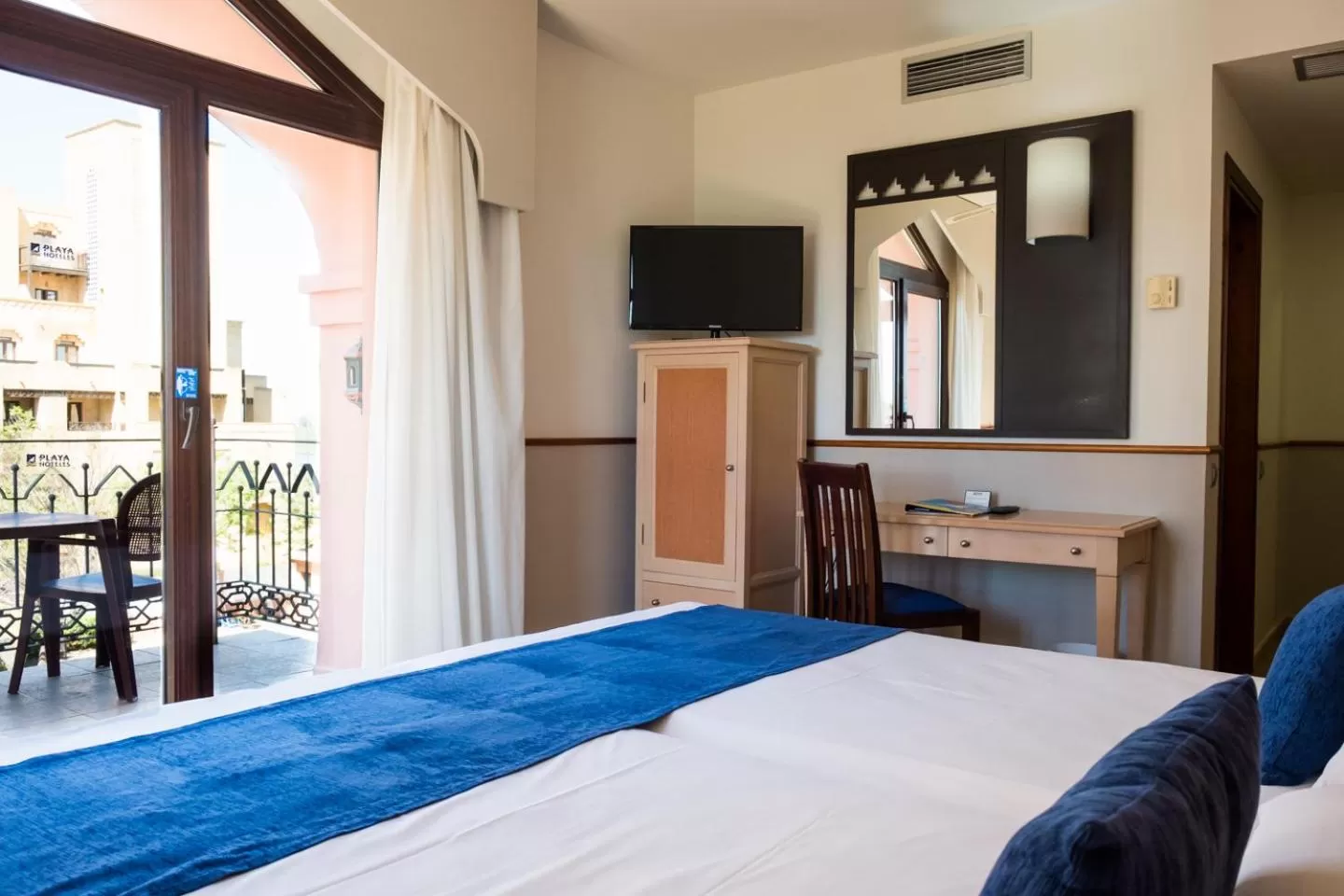 Double or Twin Room (2 Adults + 1 Child) in Playacanela