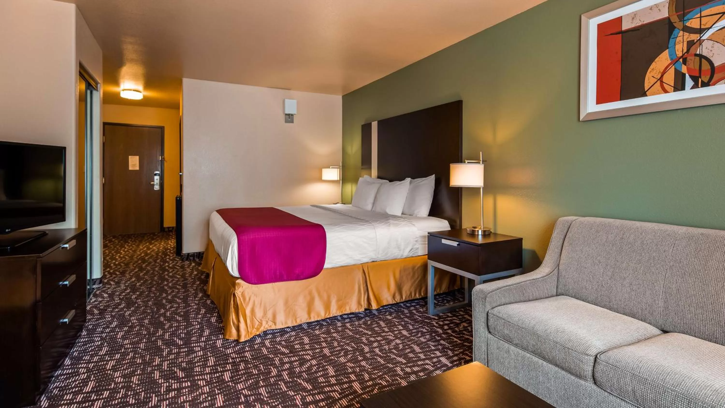 King Room - Non-Smoking in Best Western Plus The Woodlands