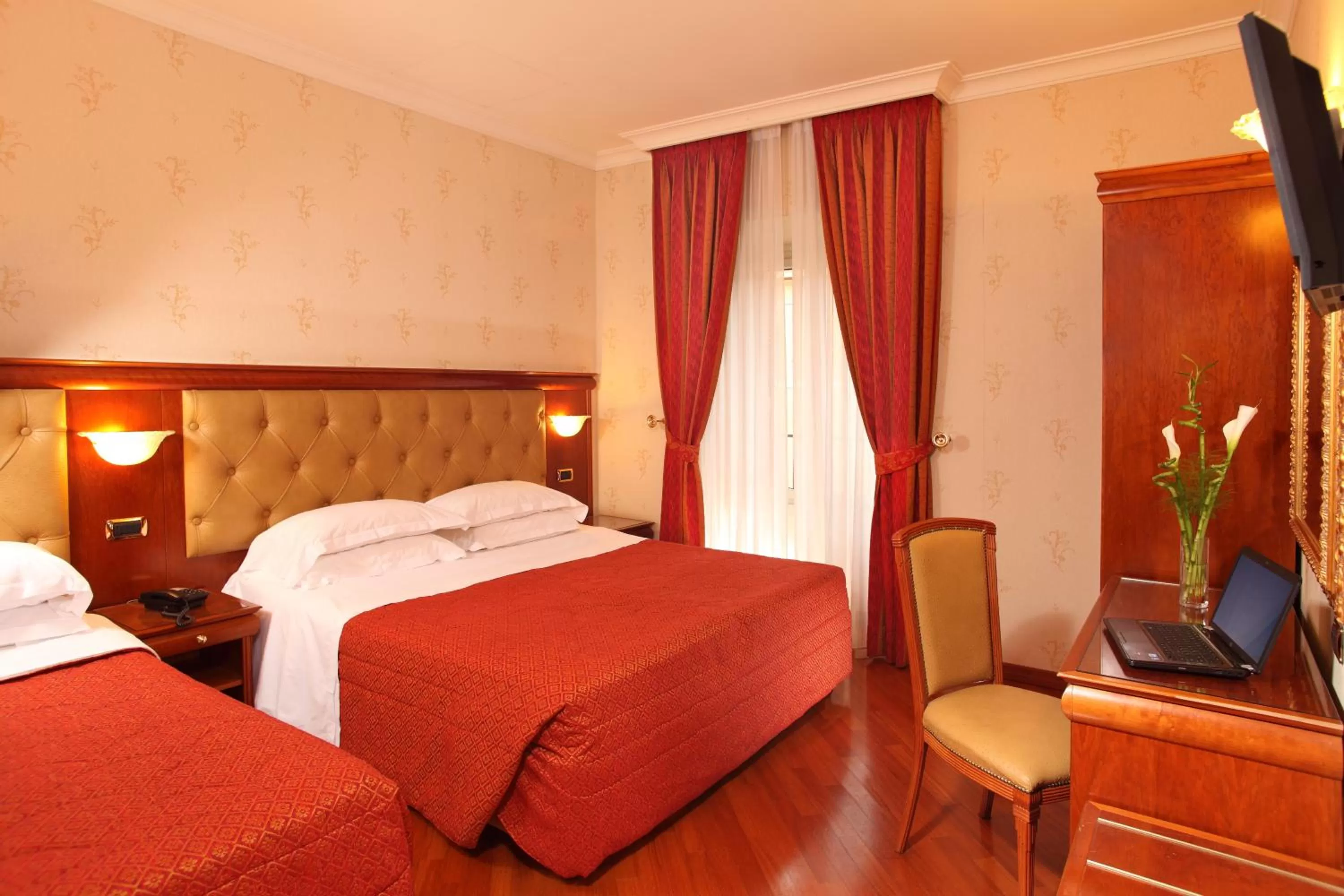 Triple Room in Hotel Serena srl