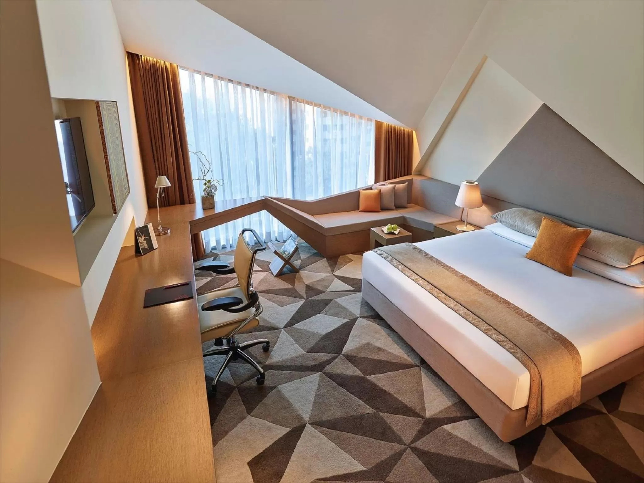 Deluxe Room City View King Bed - single occupancy in Vivanta New Delhi, Dwarka