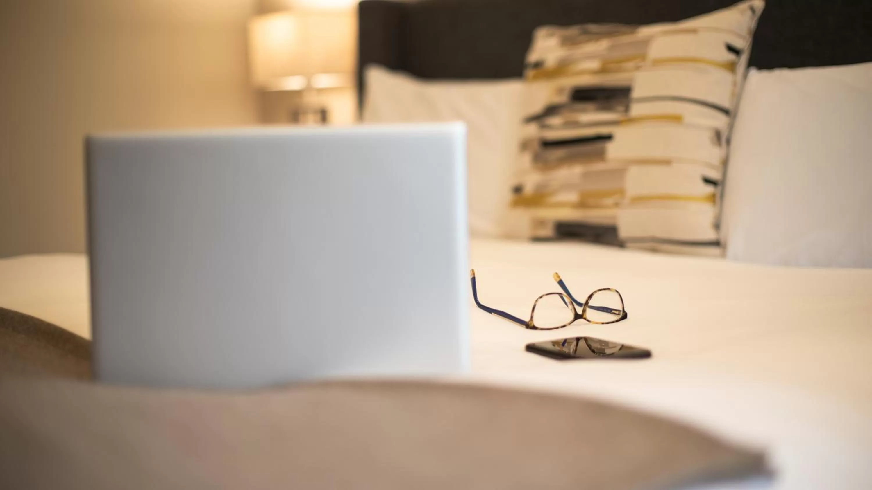 Premium Twin Room in voco Oxford Spires by IHG