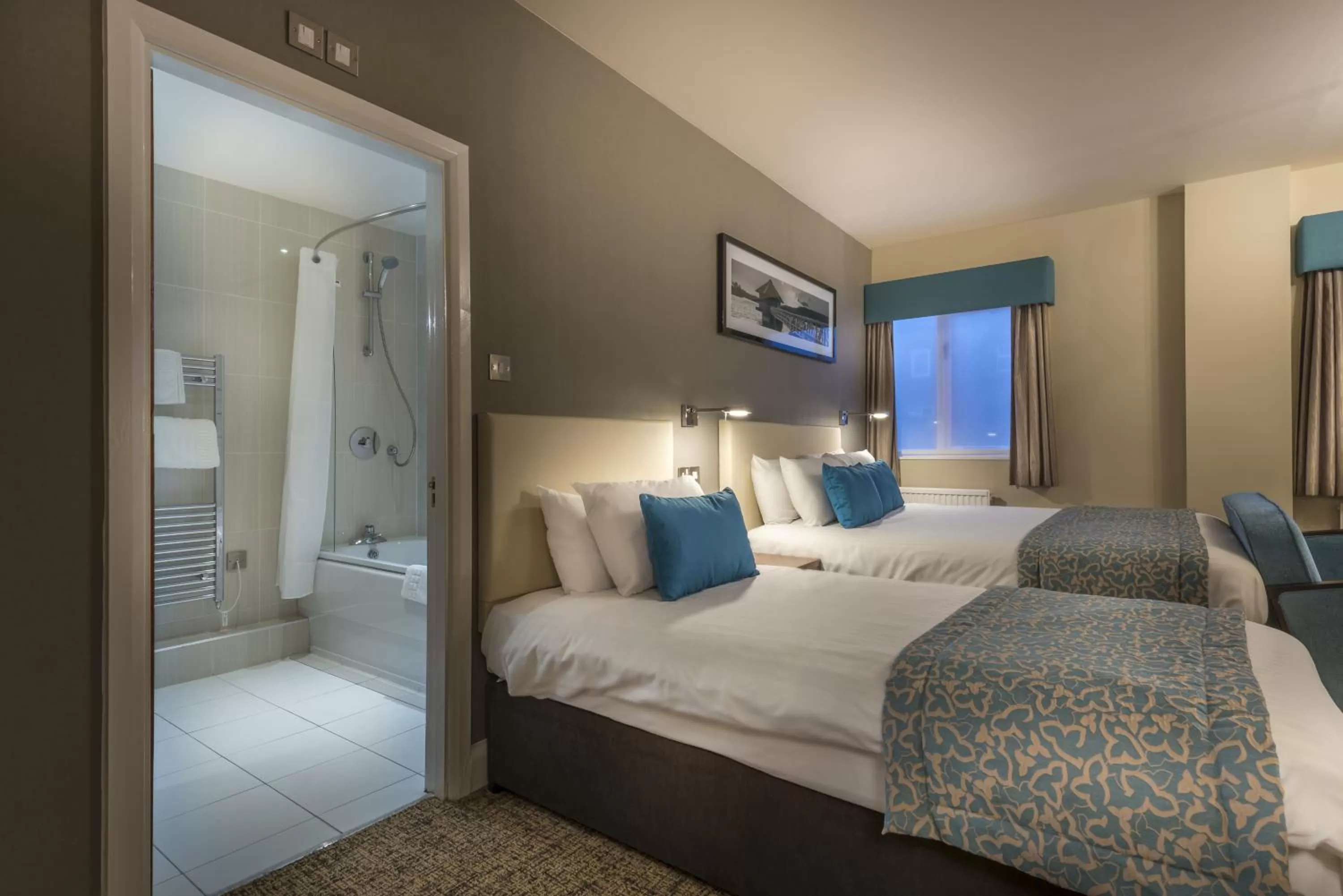 Classic Twin Room in The Three Swans Hotel, Market Harborough, Leicestershire - The Coaching Inn Group