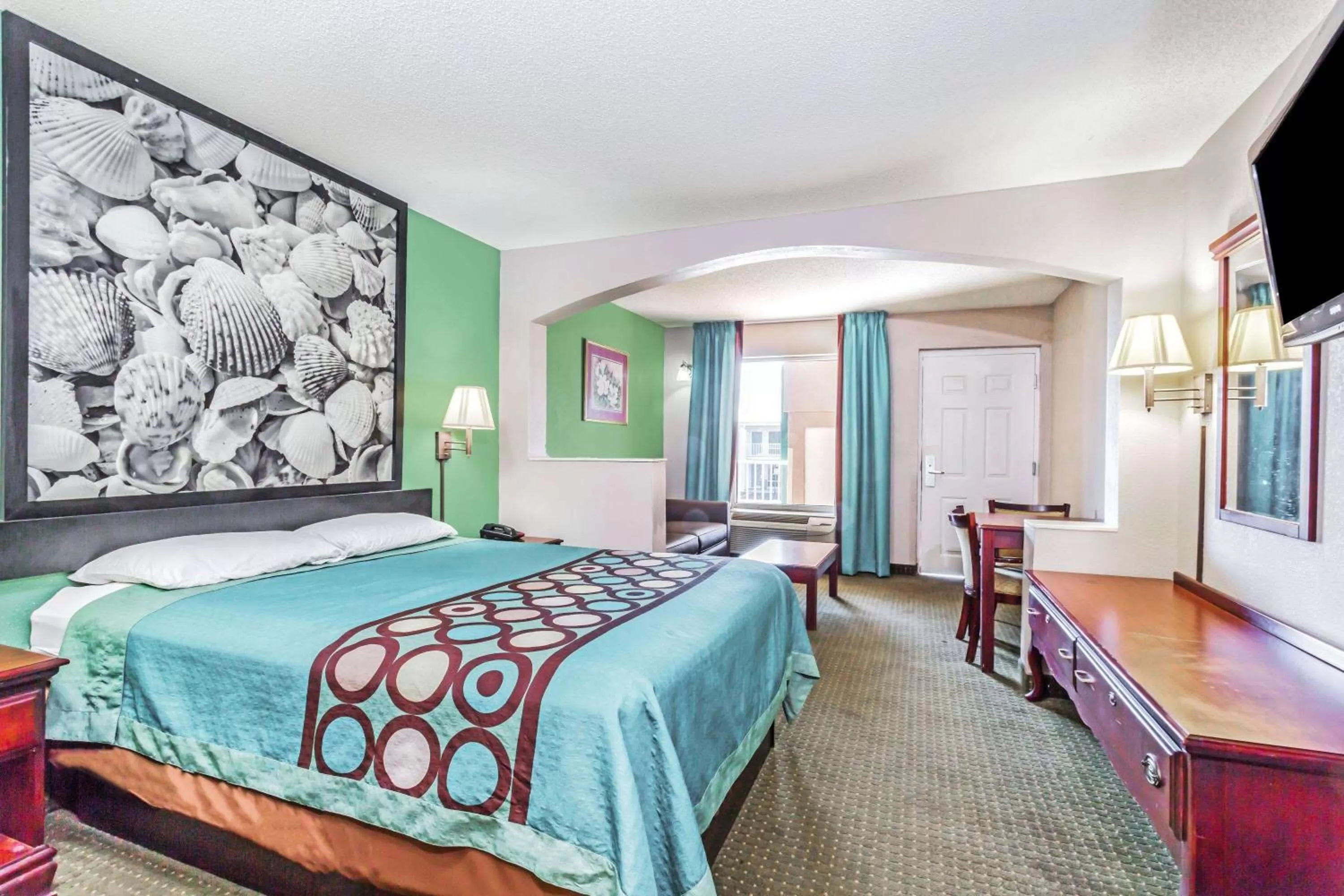 King Studio Suite - Non-Smoking in Super 8 by Wyndham Marianna I-10