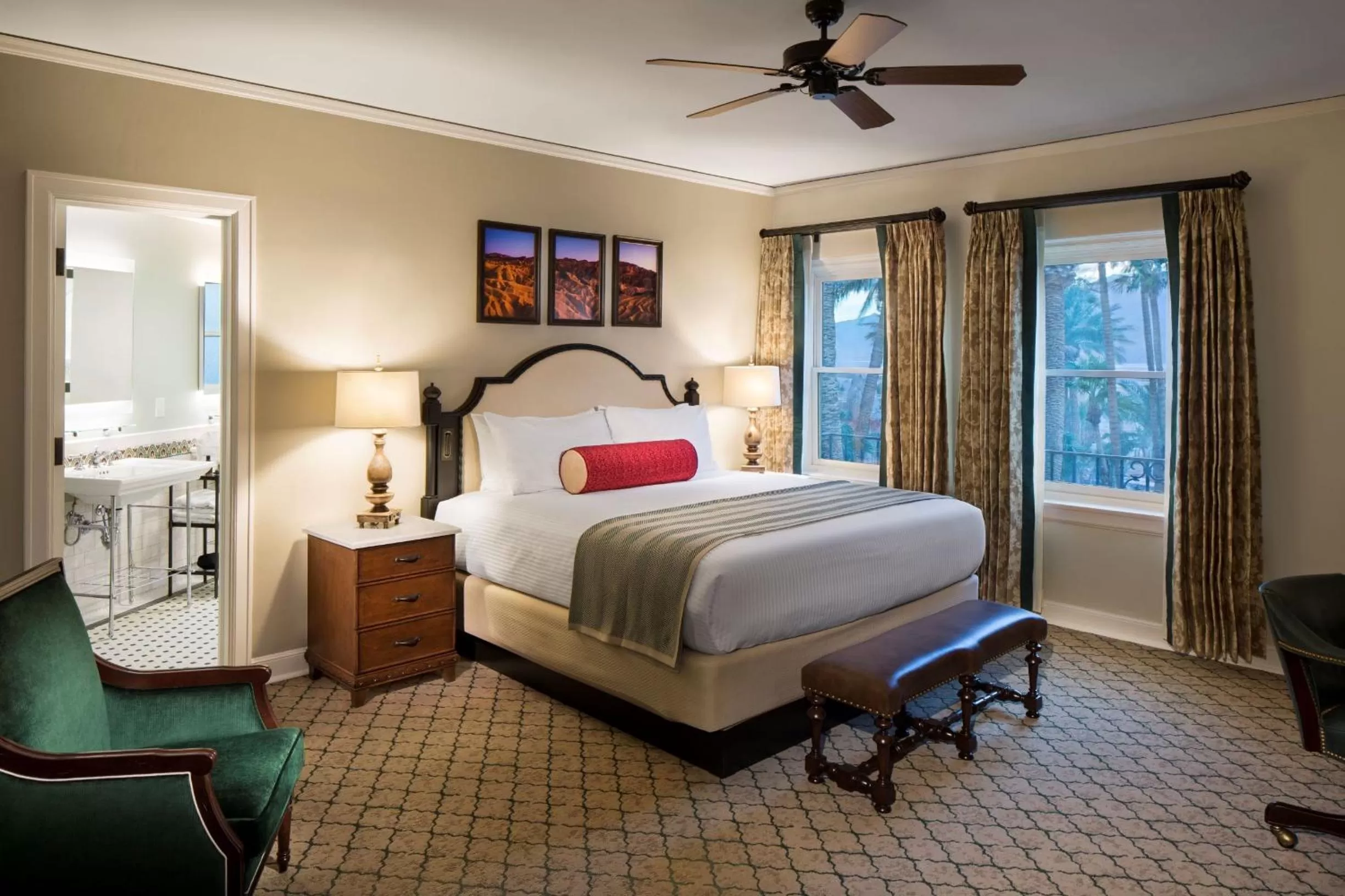 Standard King Room in The Inn at Death Valley