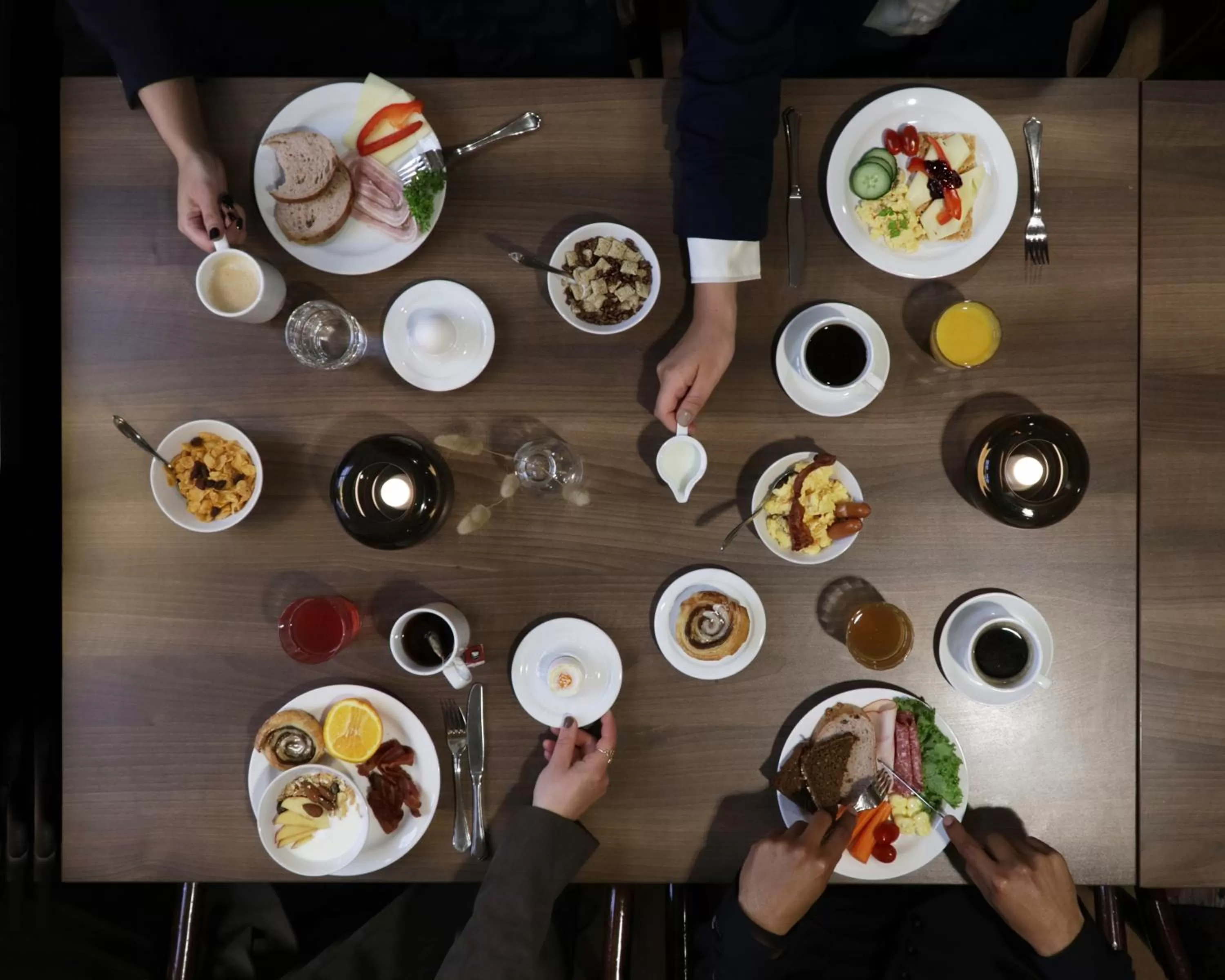 Standard Twin Room in Helnan Phønix Hotel