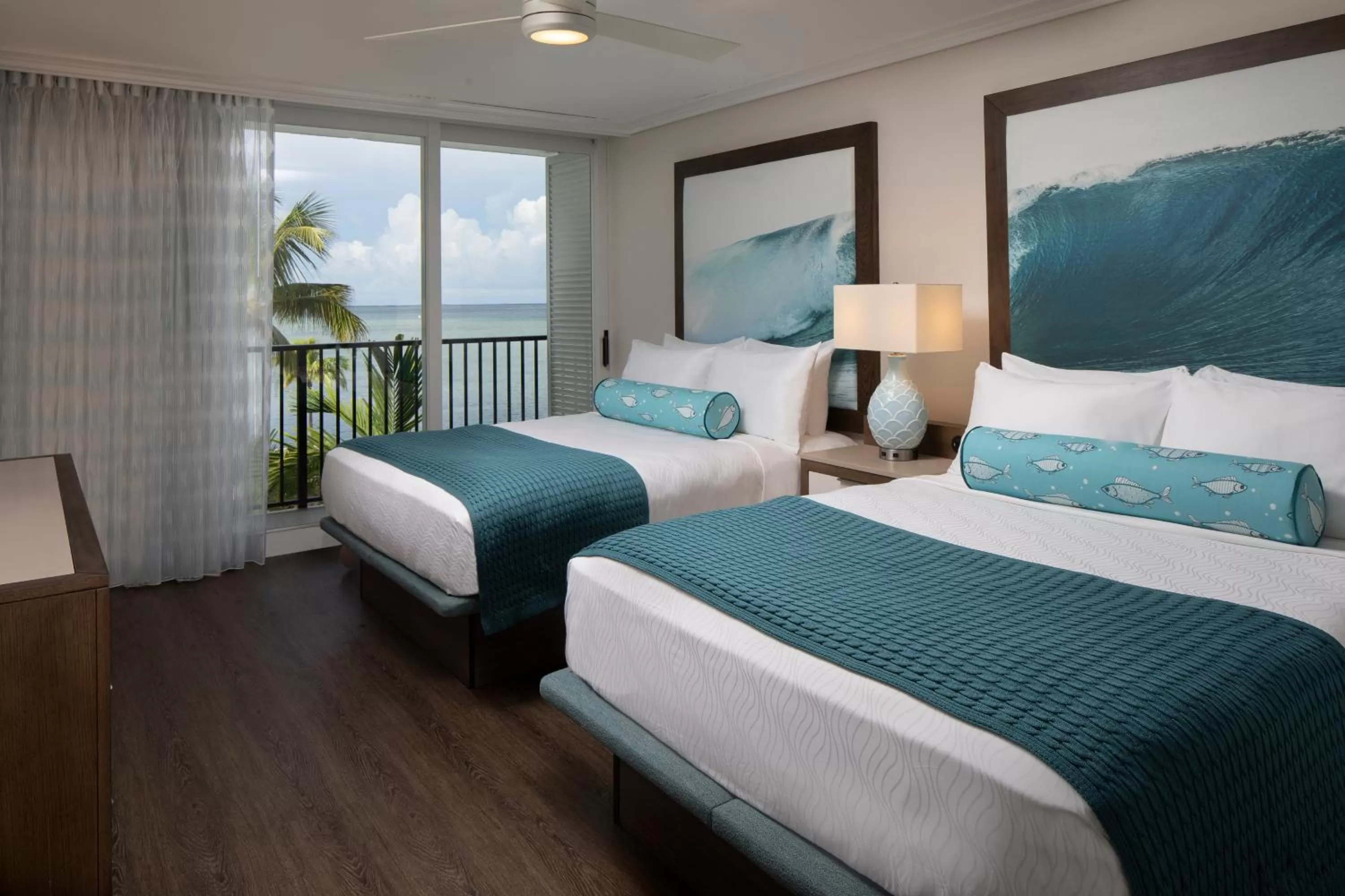 Queen Suite with Sea View in The Laureate Key West