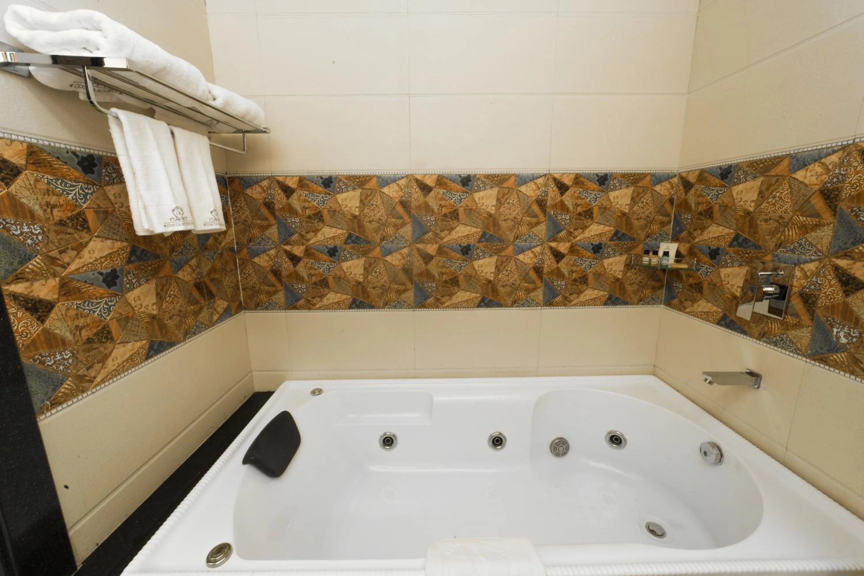 Deluxe Room in Costa Riviera Hotel