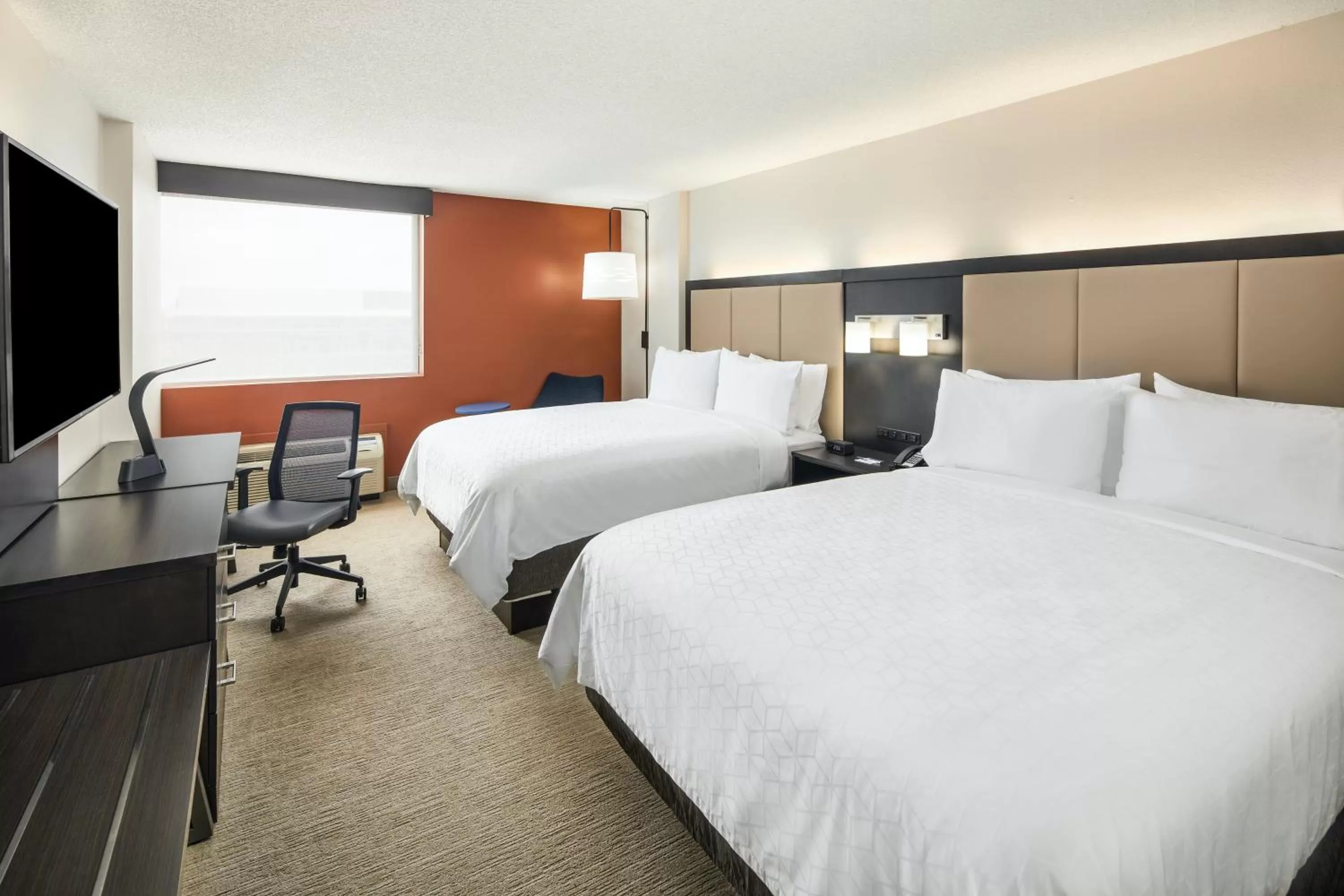 Standard Queen Room with Two Queen Beds in Holiday Inn Express Richmond - Midtown by IHG