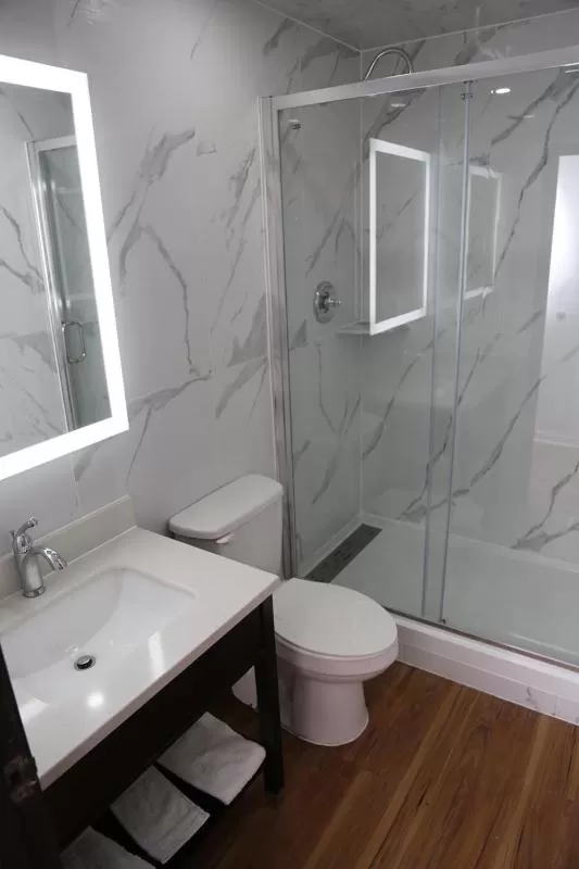 Double Room with Two Double Beds - Smoking in Americas Express Inn Rocky Mount