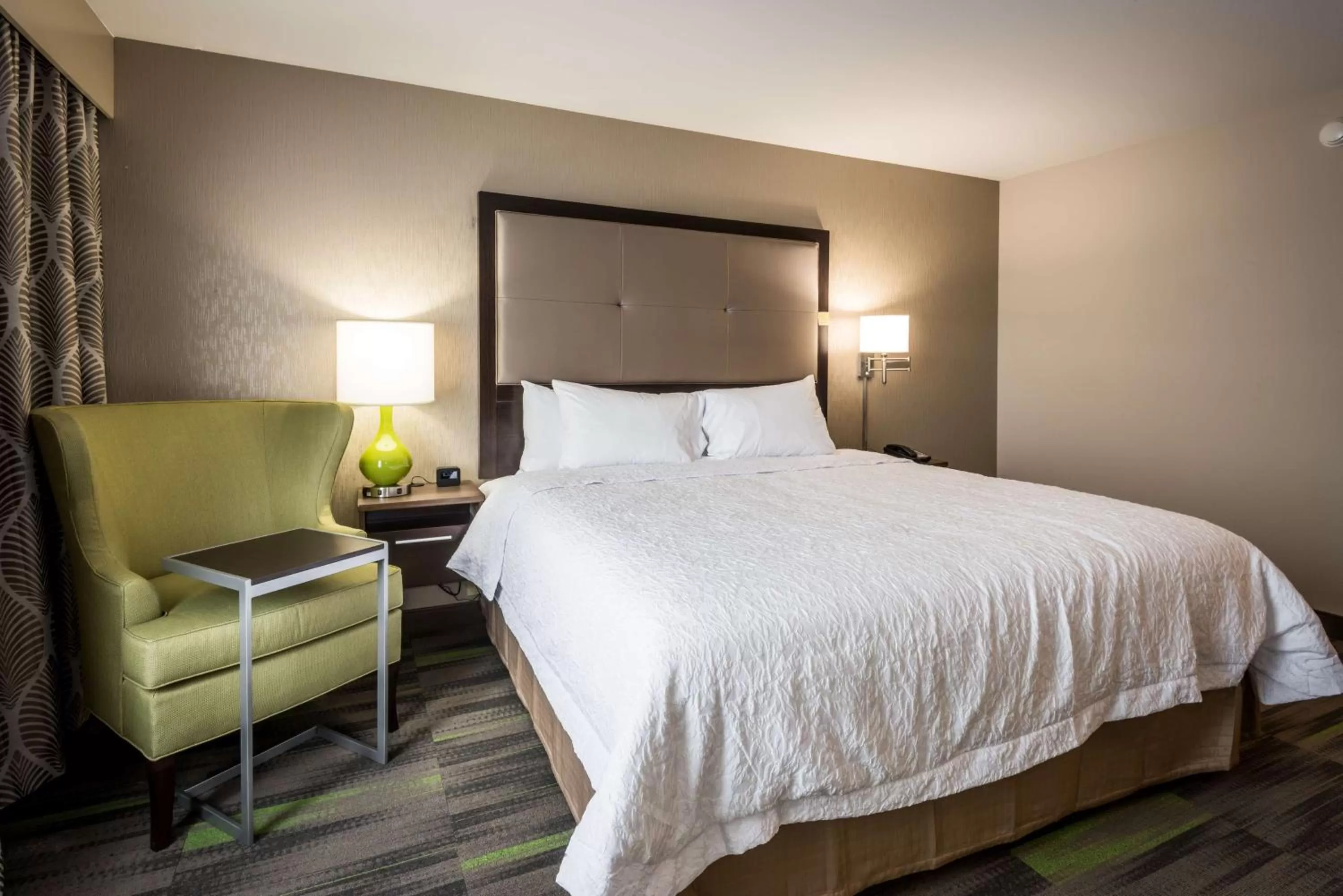 King Room - Disability Accessible - Non-Smoking  in Hampton Inn & Suites By Hilton Hammond, In