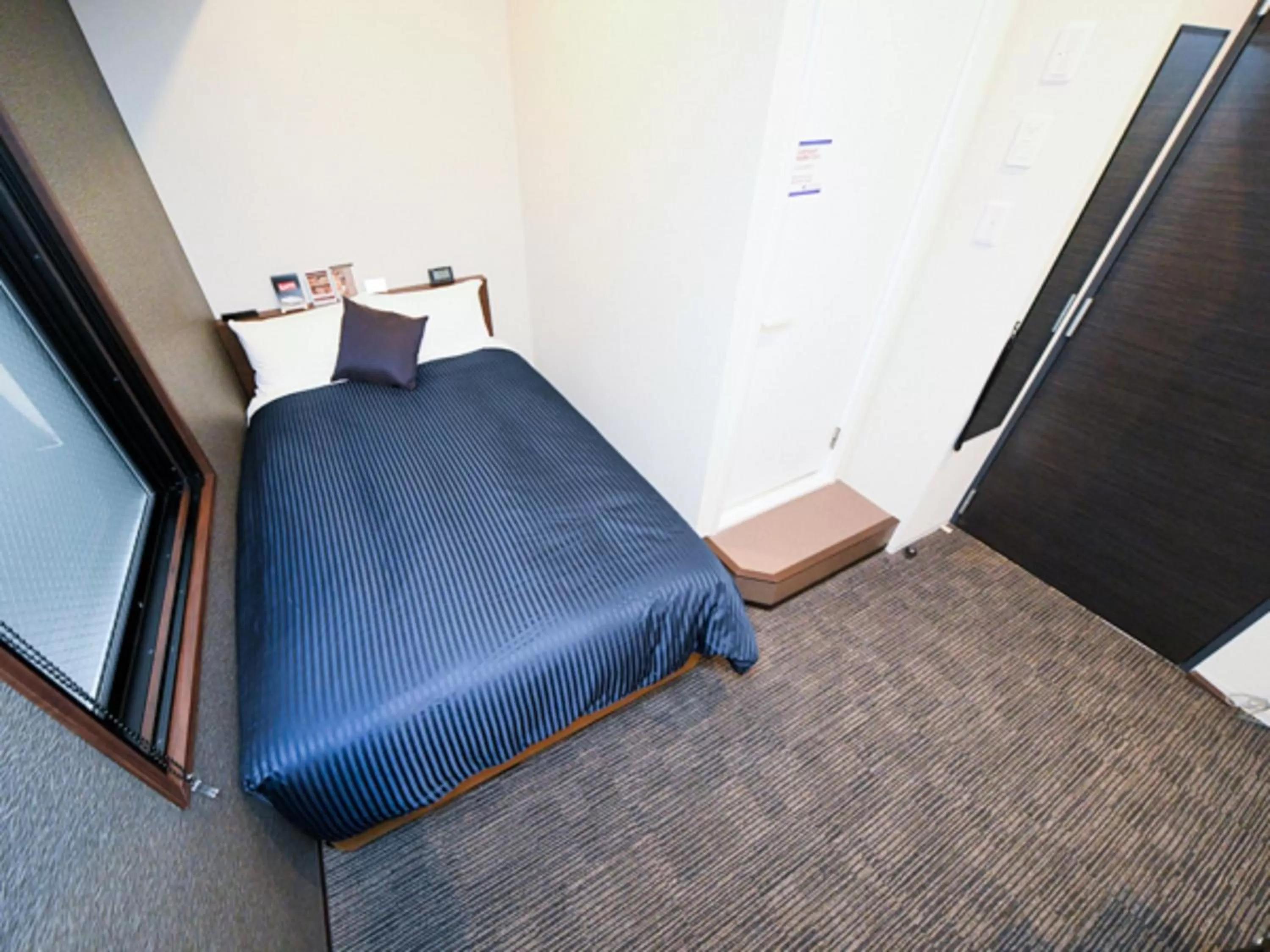  Double Room with Small Double Bed - single occupancy - Non-Smoking in HOTEL LiVEMAX Asakusa-Ekimae