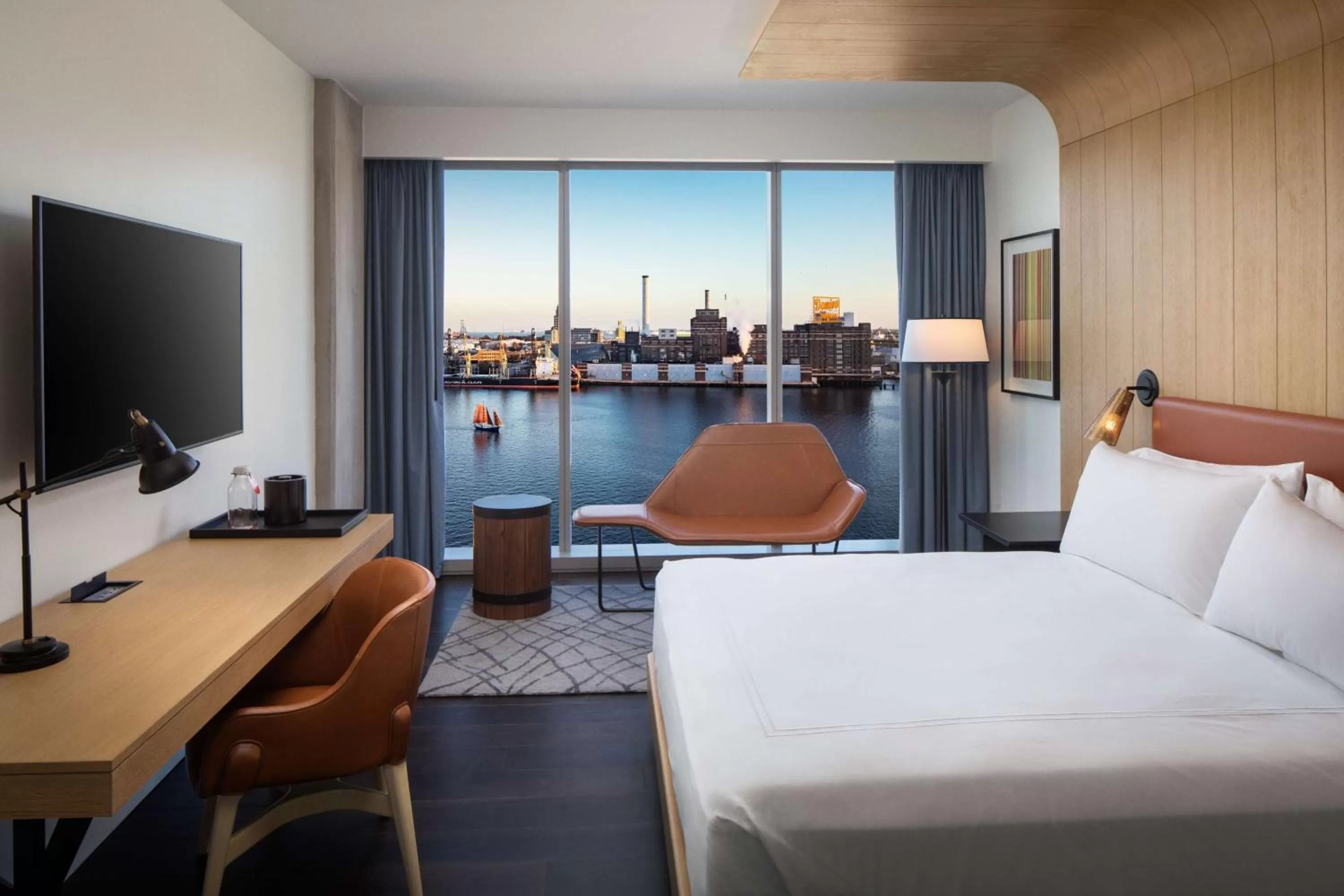 King Room with River View in Canopy By Hilton Baltimore Harbor Point - Newly Built