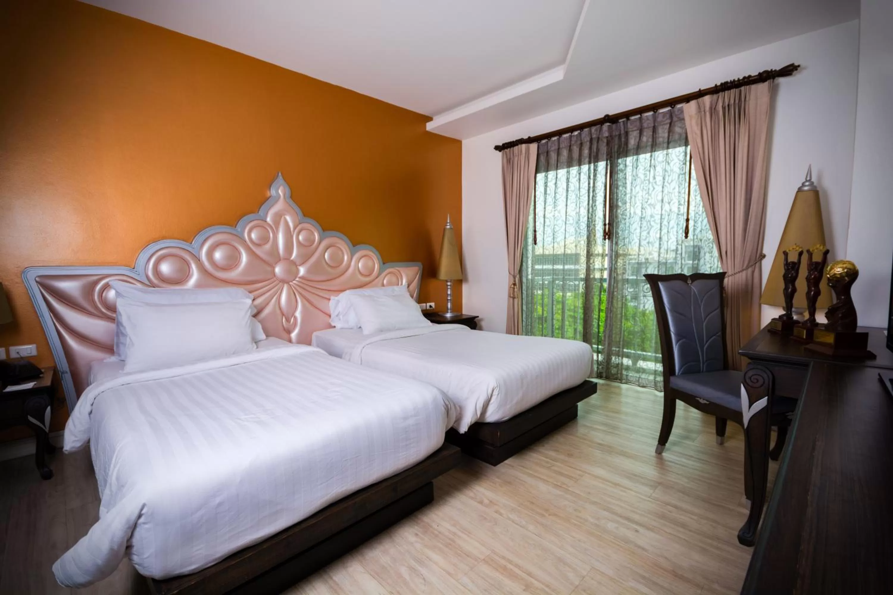 Superior Twin Room in Chillax Resort