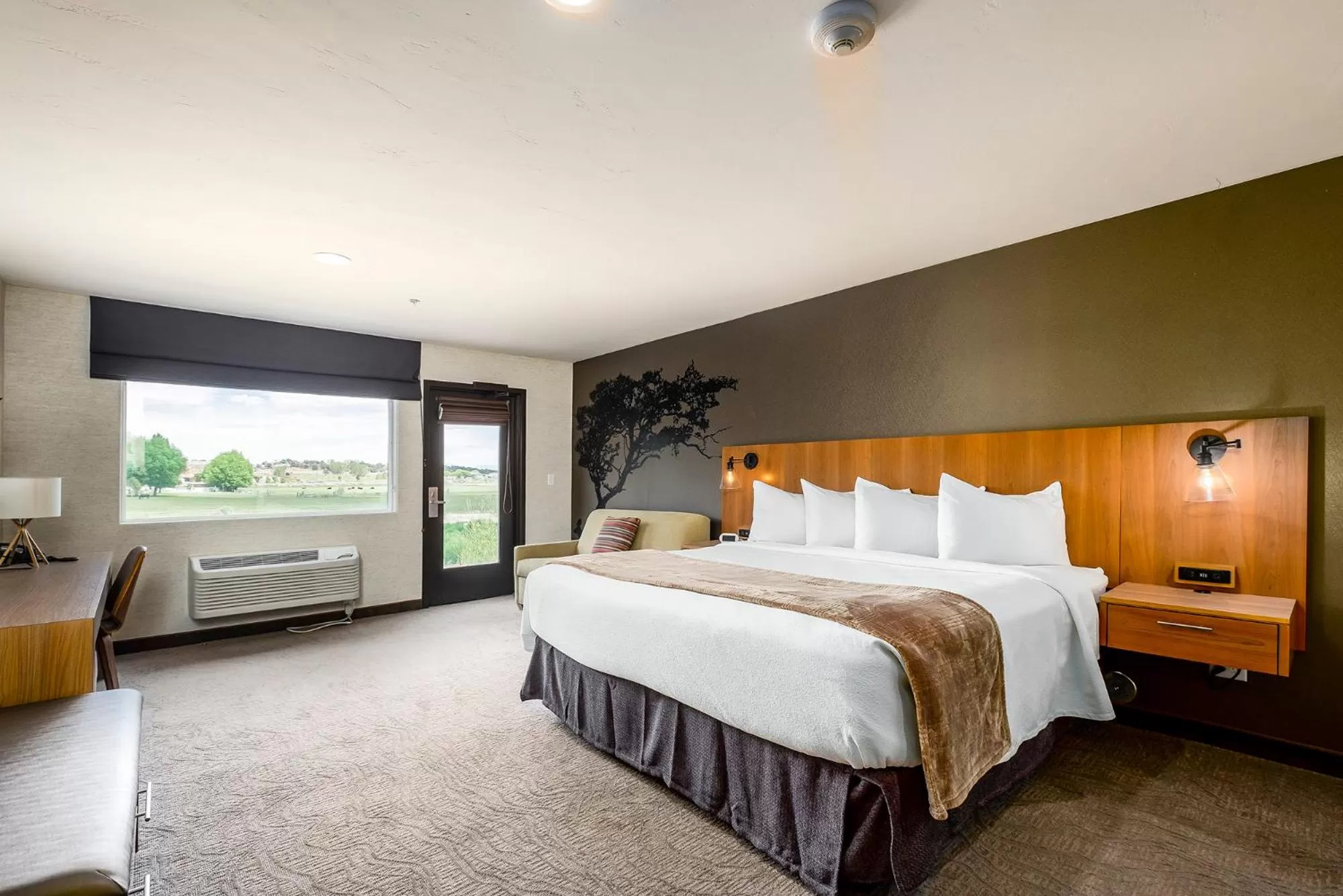 Superior King Room in Red Sands Hotel