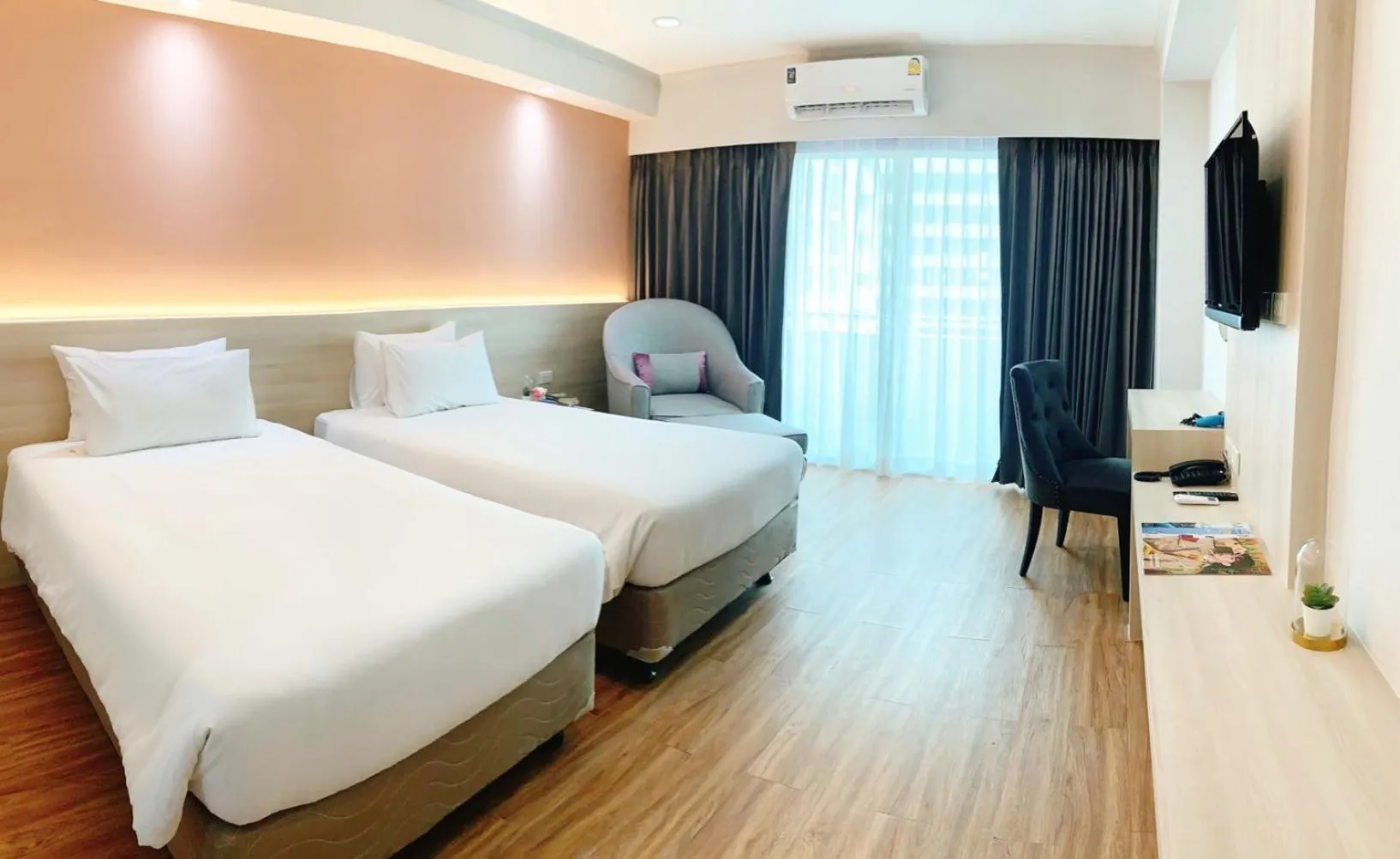 Deluxe Double or Twin Room with Balcony in Miloft Sathorn Hotel - SHA Plus Certified