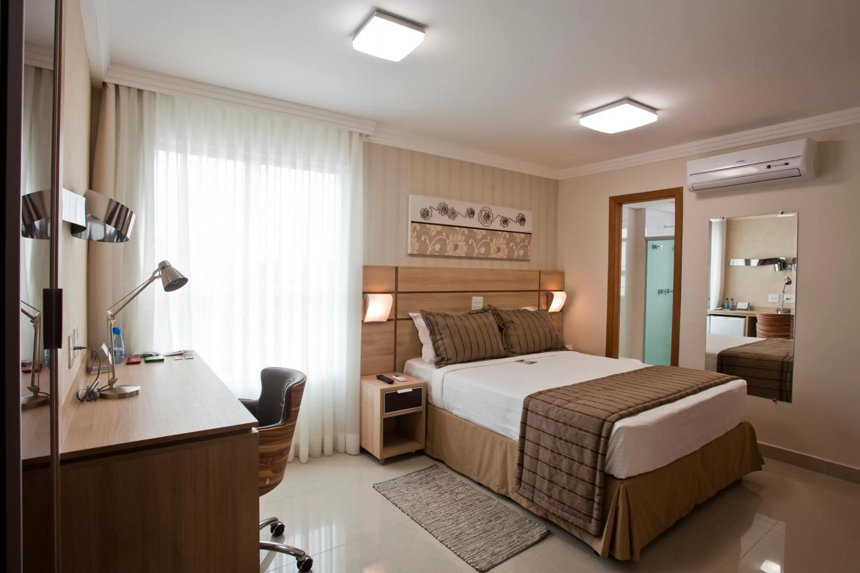 Luxury Double Room in BH Jaraguá Hotel - Antes Bristol