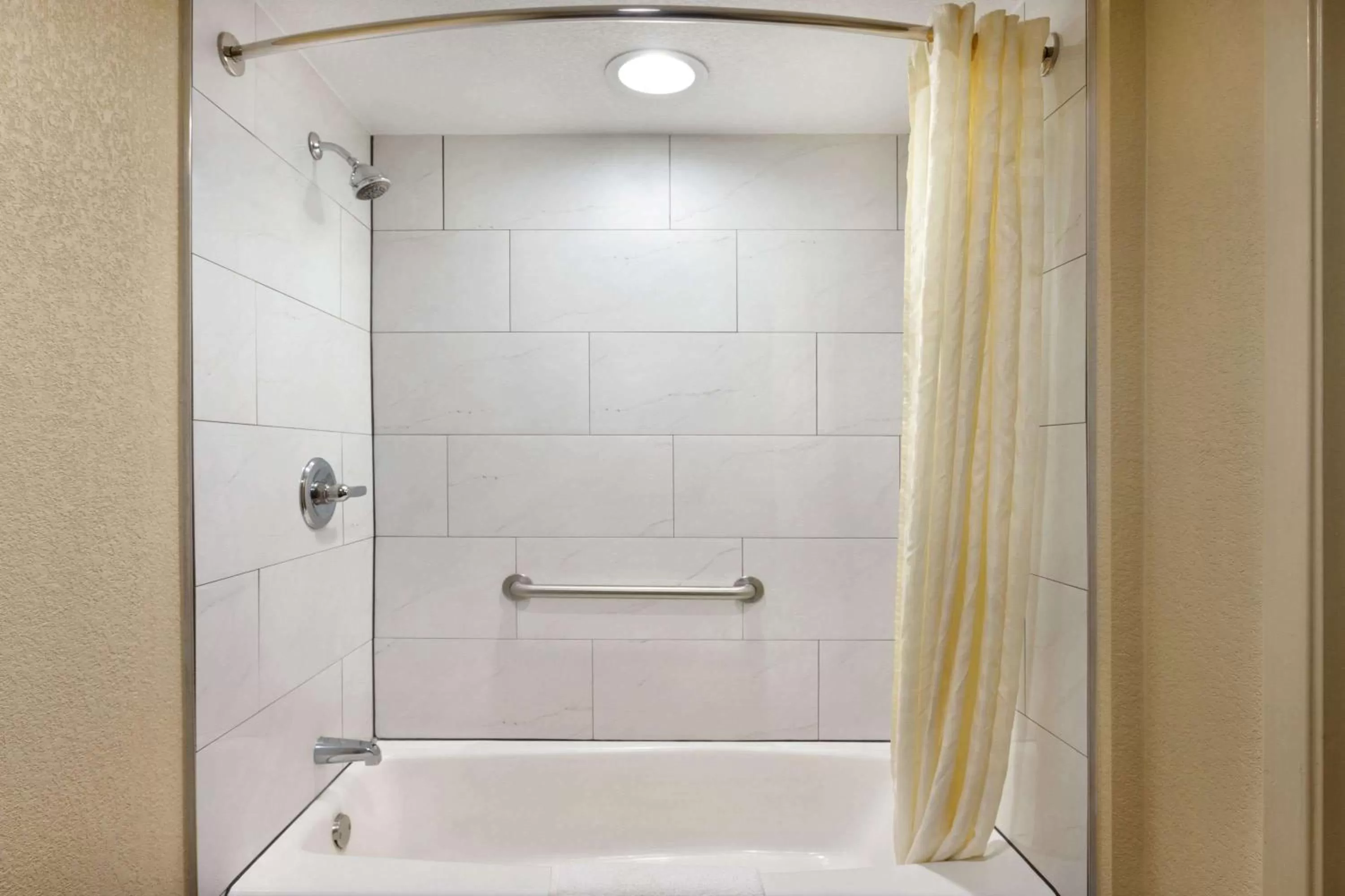 Standard King Room - Smoking in Super 8 by Wyndham Ruston