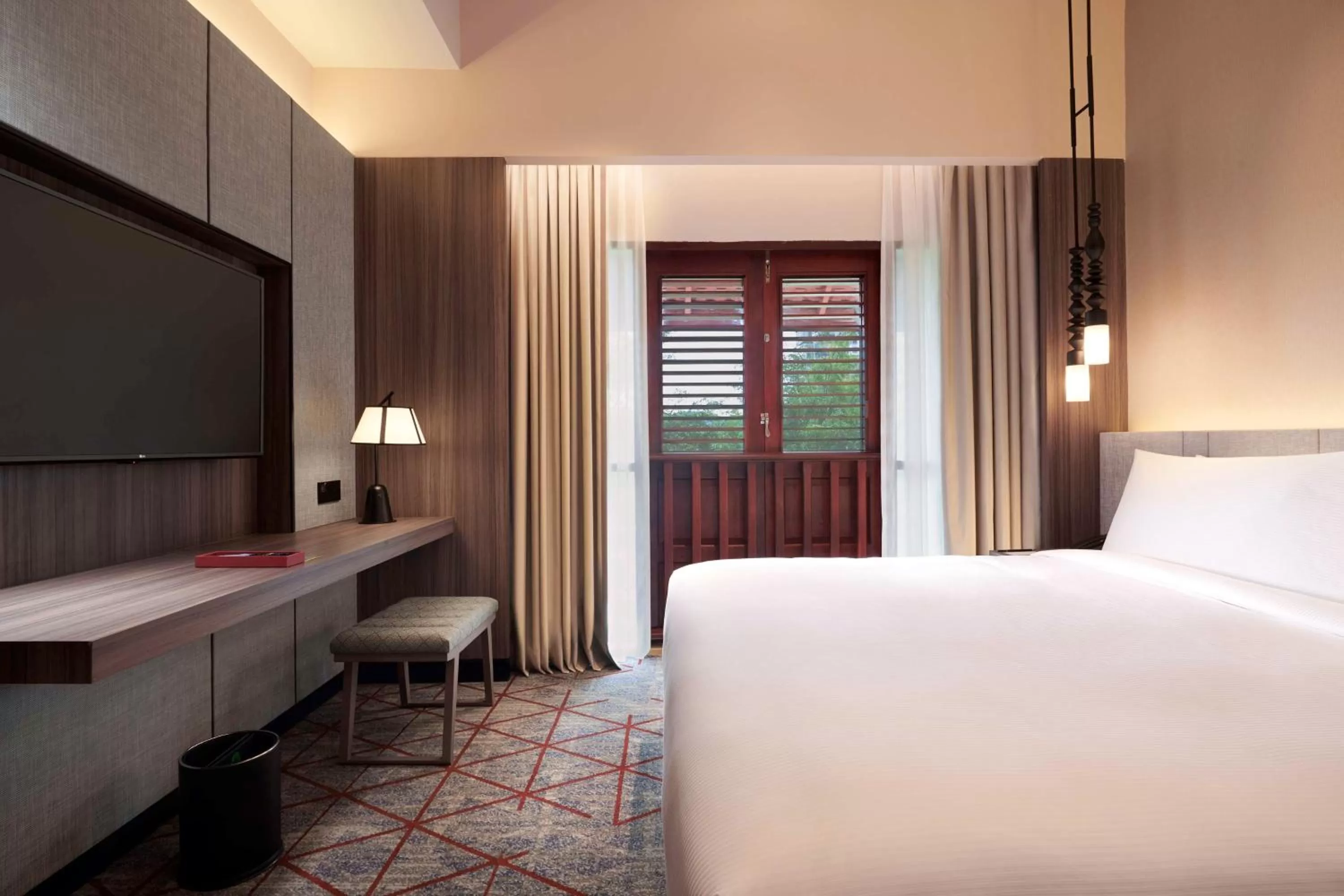 King Guest Room in DoubleTree by Hilton Putrajaya Lakeside