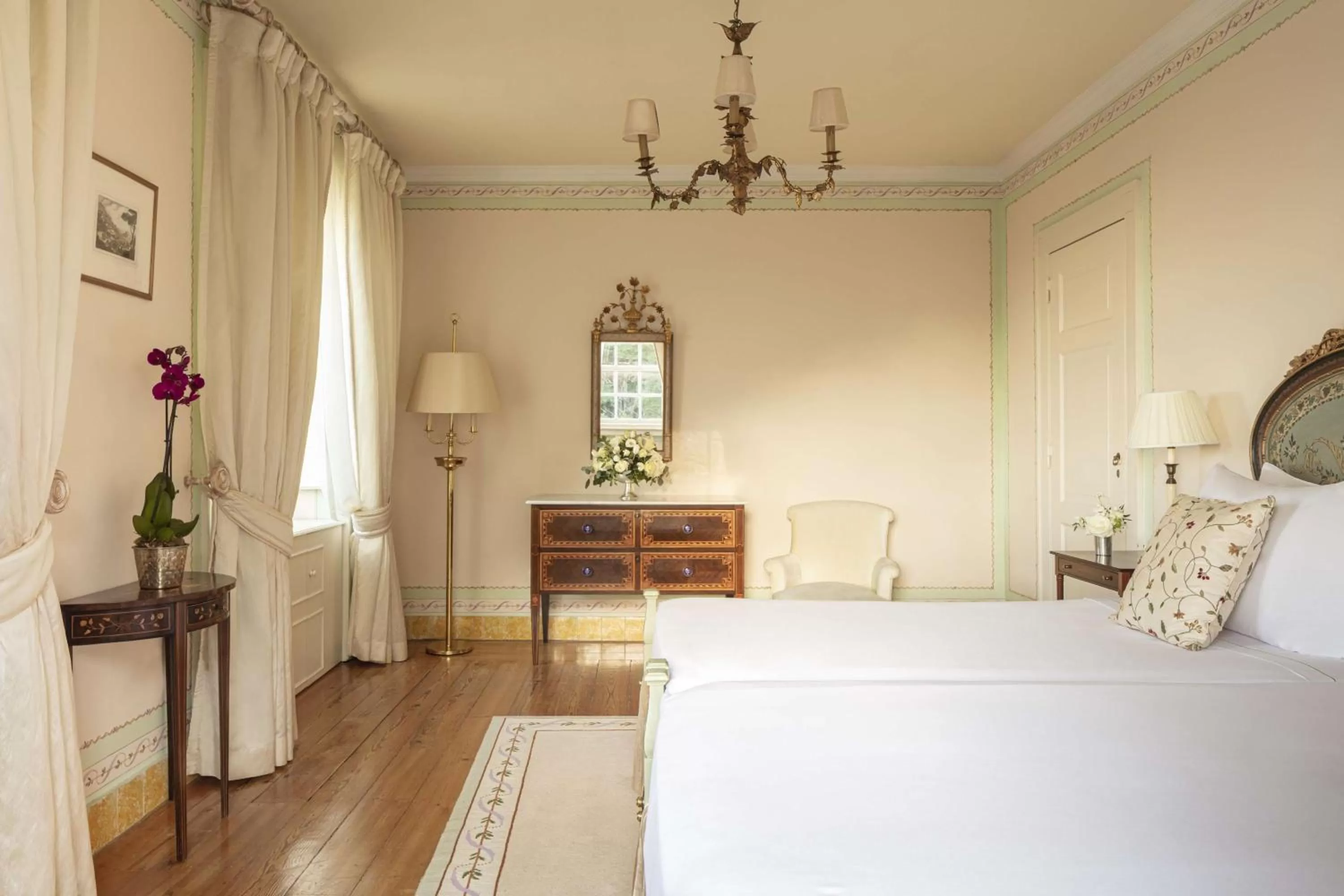 Deluxe Double or Twin Room with Pool View in Valverde Sintra Palácio de Seteais - The Leading Hotels of the World