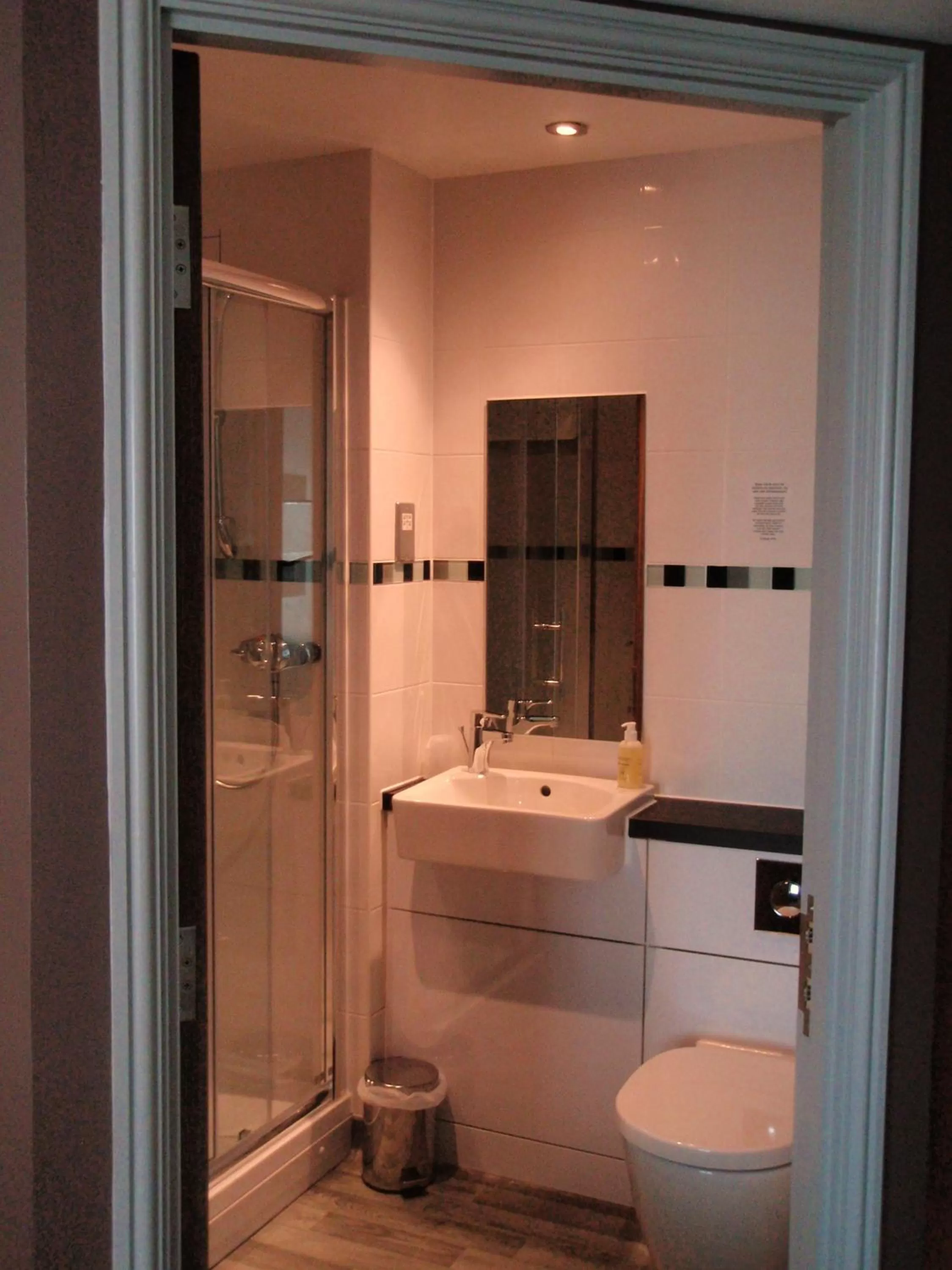 Twin Room in County Arms