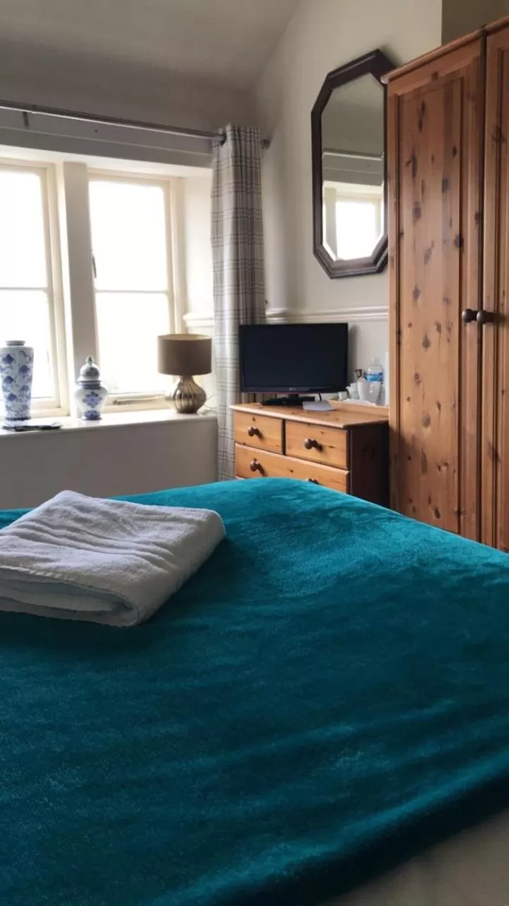 Budget Single Room in Kinder Lodge