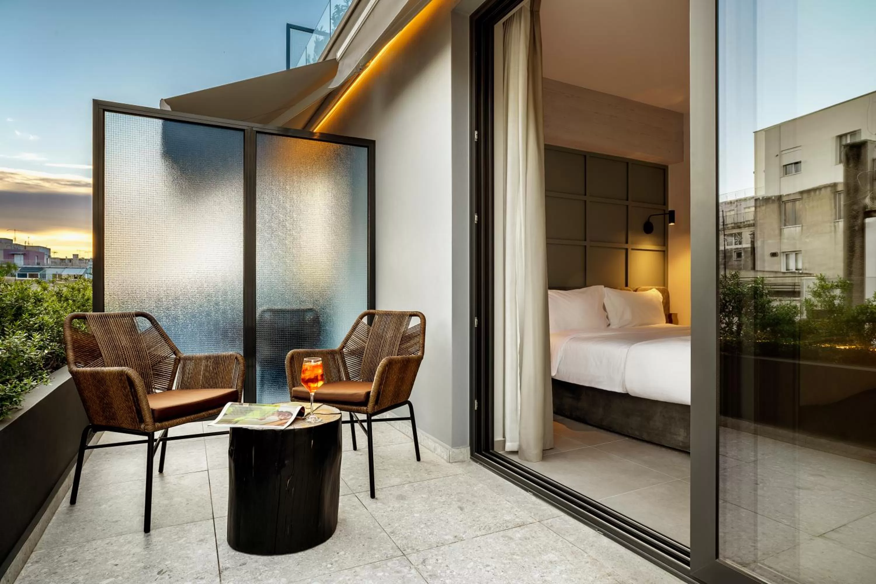 Suite with Balcony in Bob W Athens Akadimia