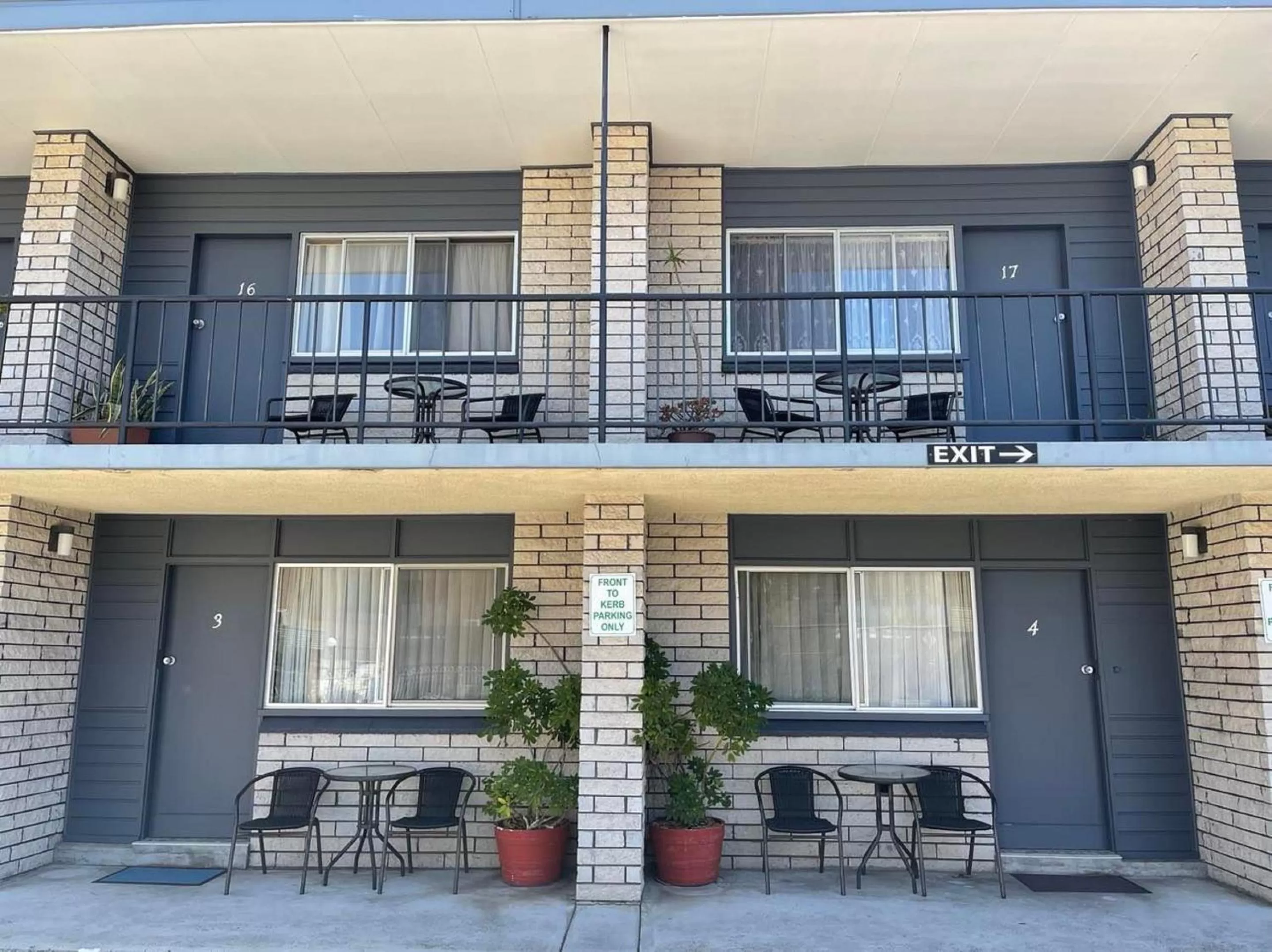 Standard Queen Room in Forster Motor Inn