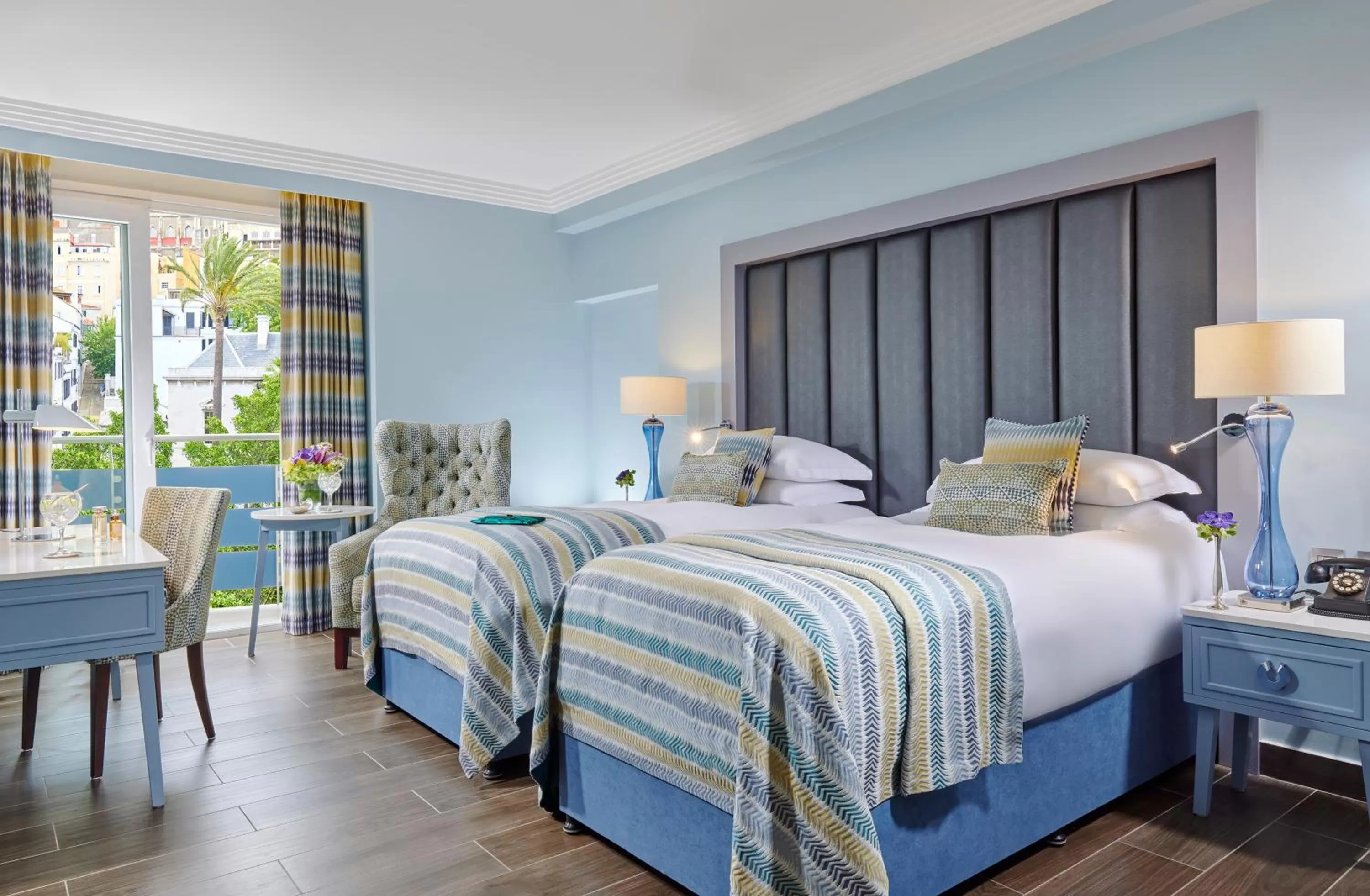 Twin Room in The Eliott Hotel