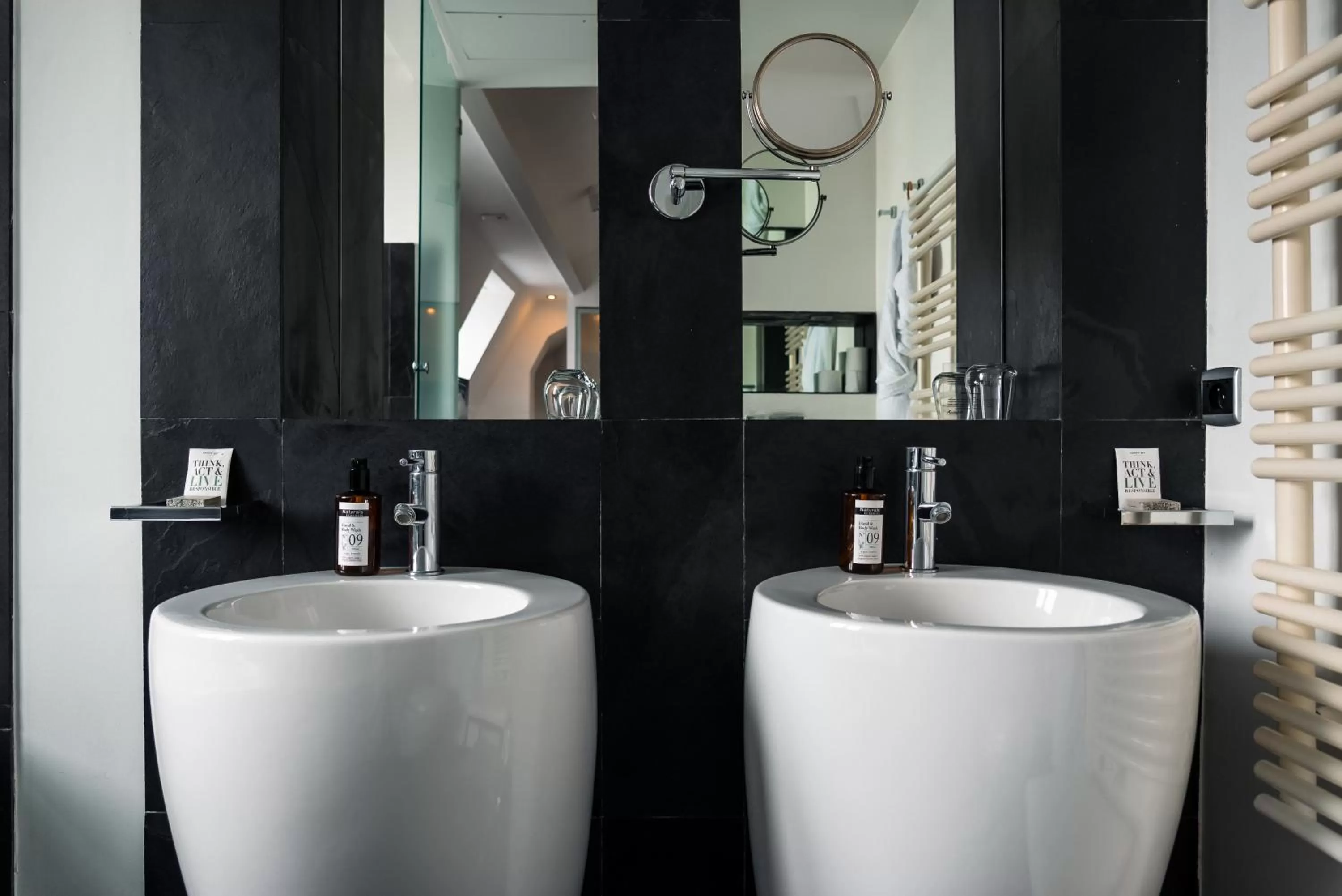 Deluxe L Double Room in 1K Paris