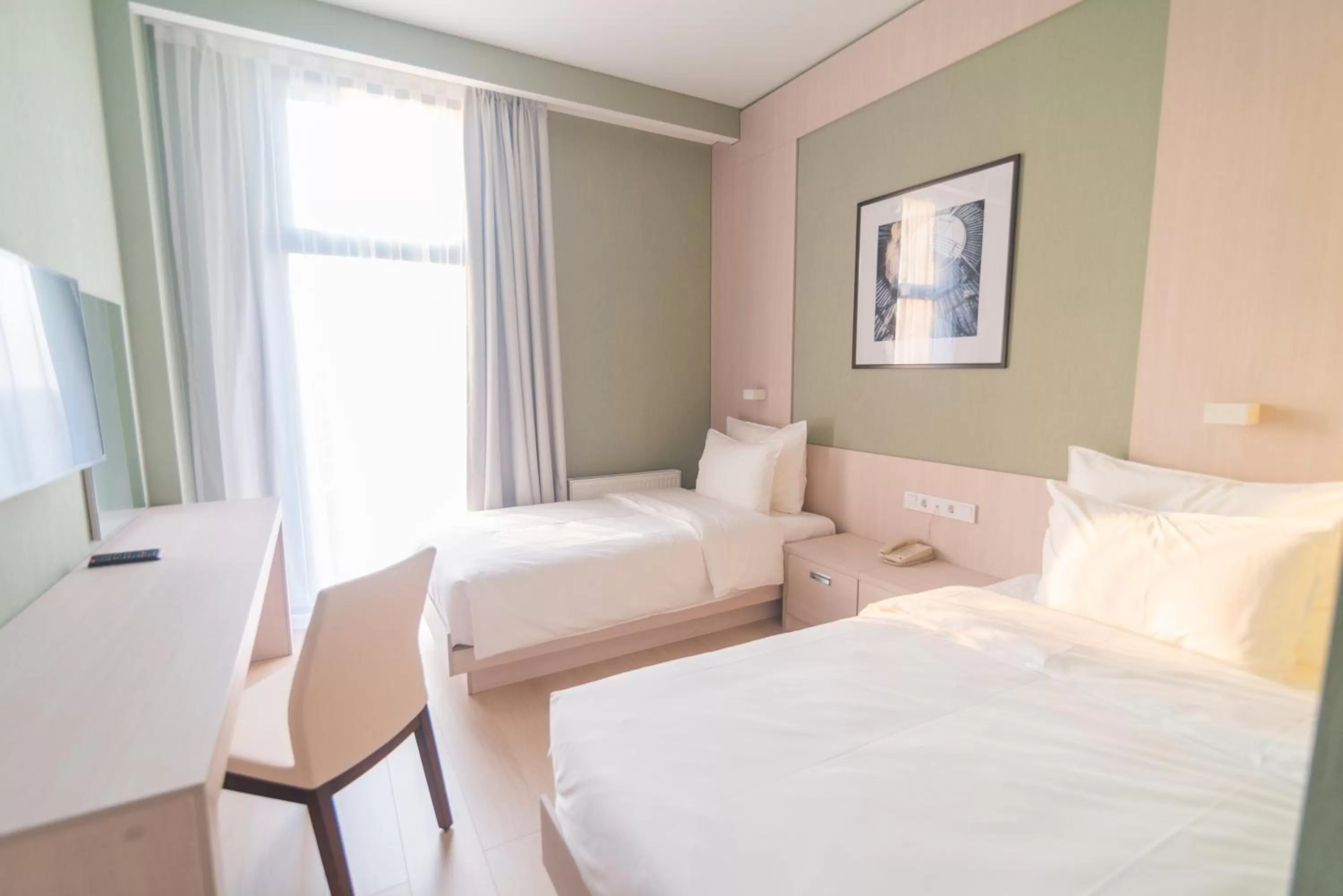 Standard Twin Room in Resident City Hotel