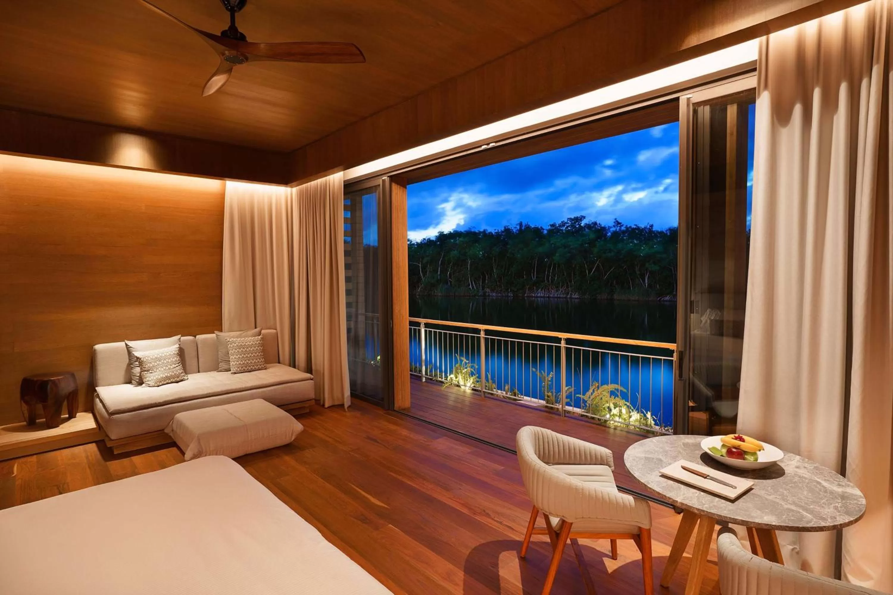 Lagoon & Sunset Rooftop Pool Villa in Banyan Tree Mayakoba