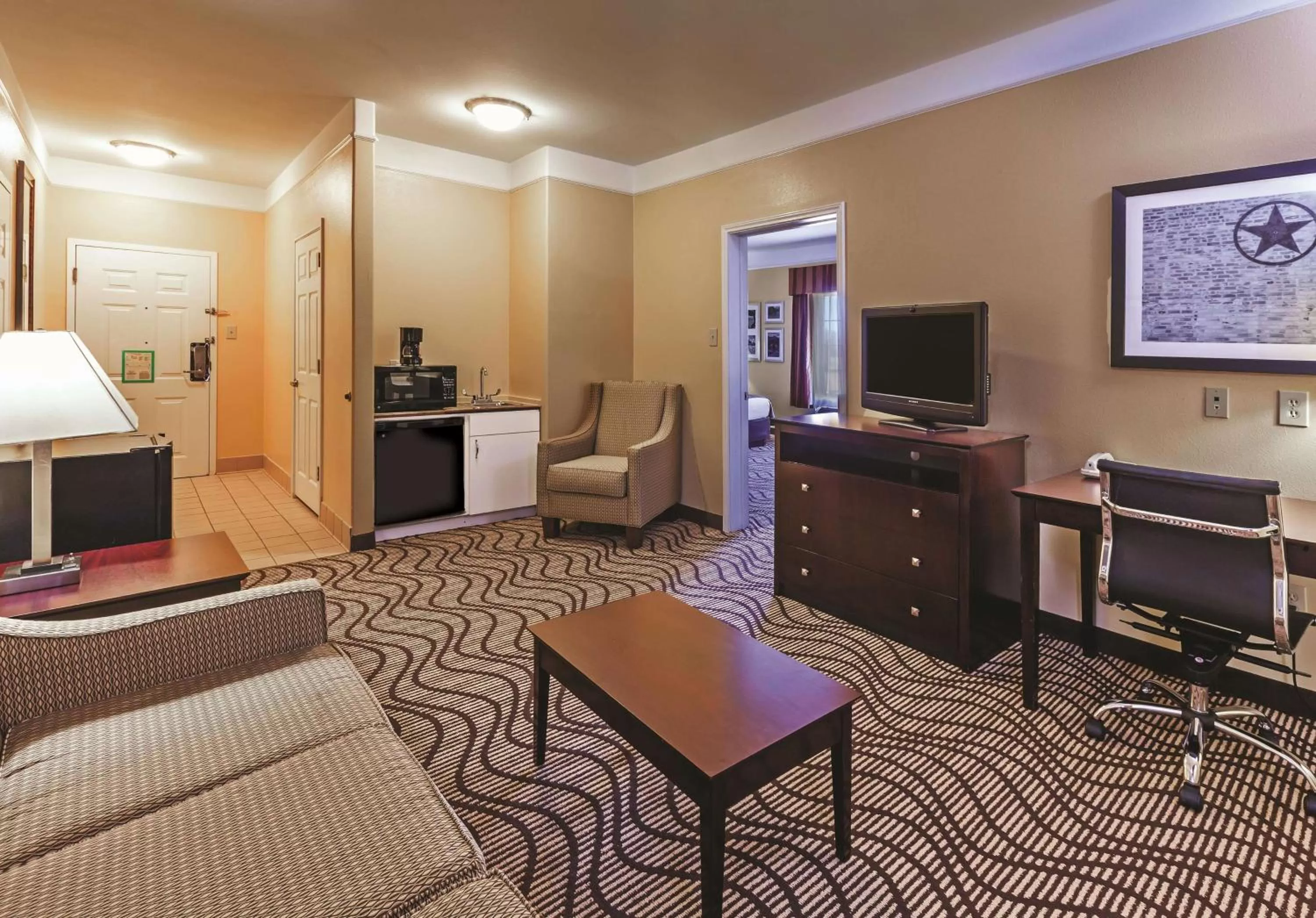 One-Bedroom King Suite - Non-Smoking in La Quinta by Wyndham Angleton