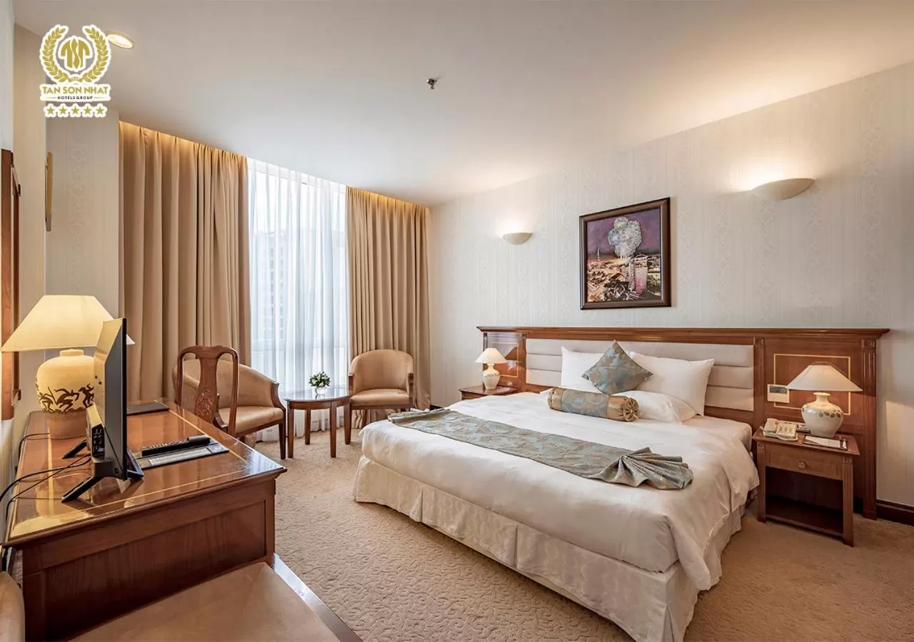 Deluxe Suite in Tan Son Nhat Saigon Hotel