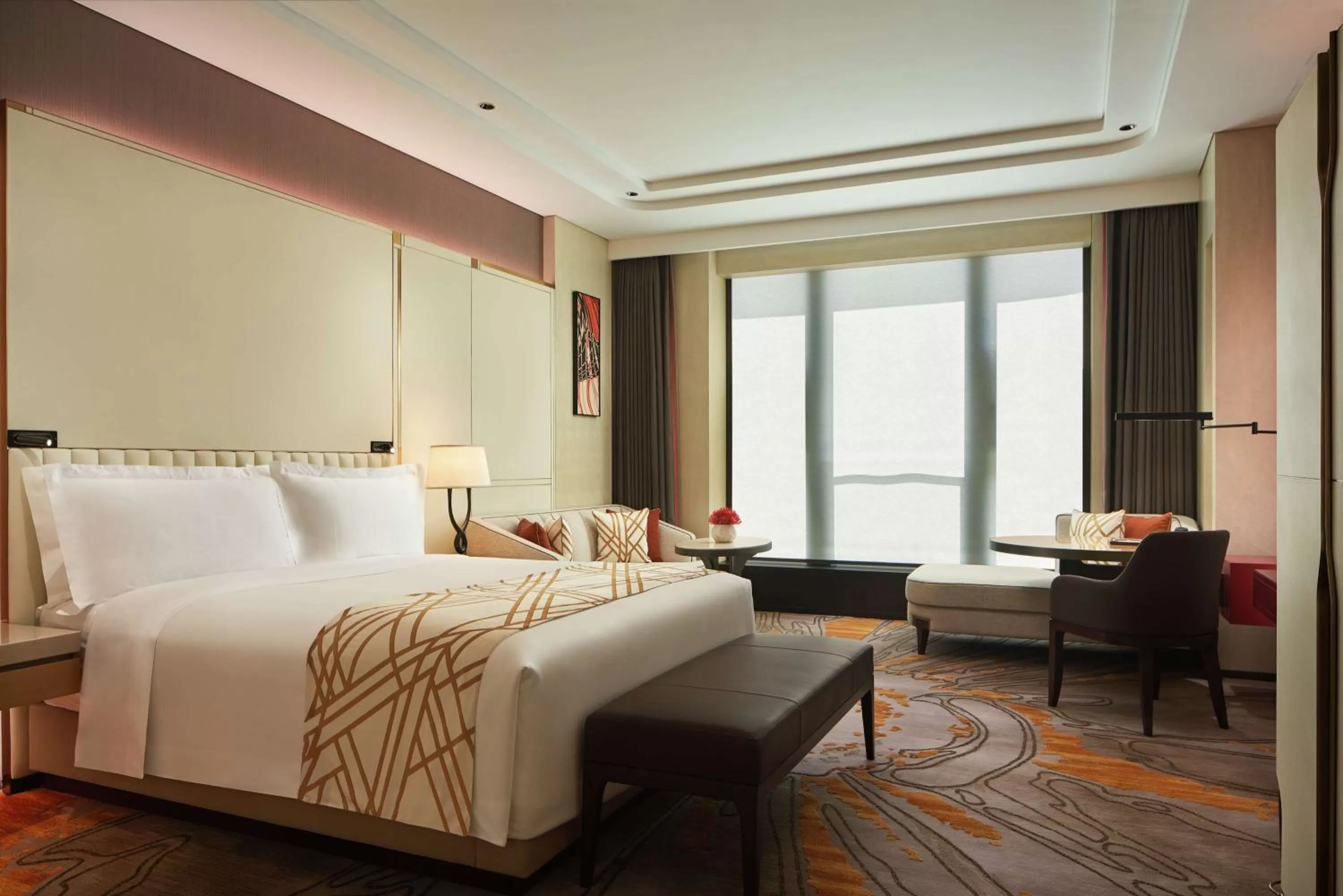 Deluxe King Room in Conrad Tianjin
