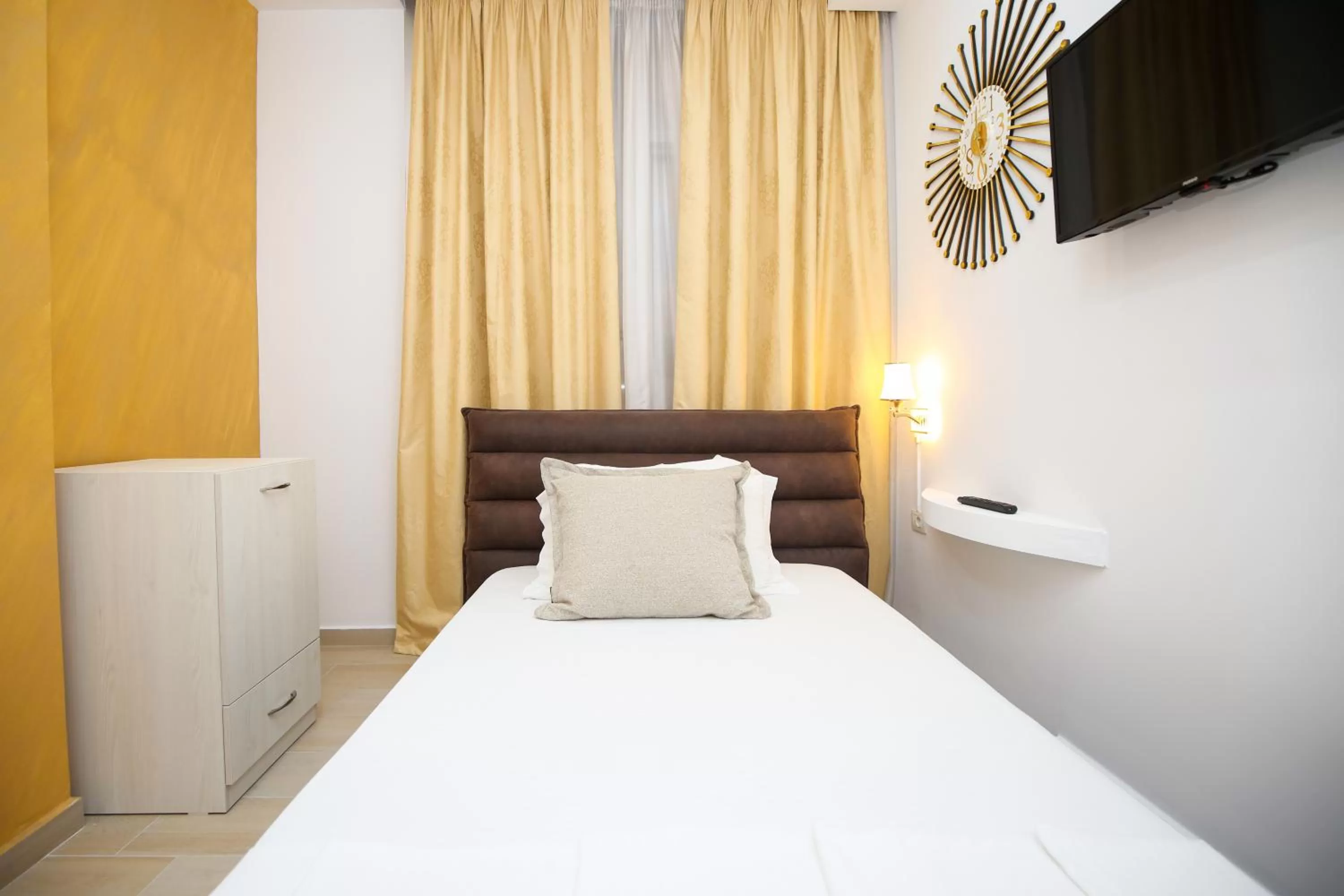 Economy Single Room in Noar Boutique Hotel