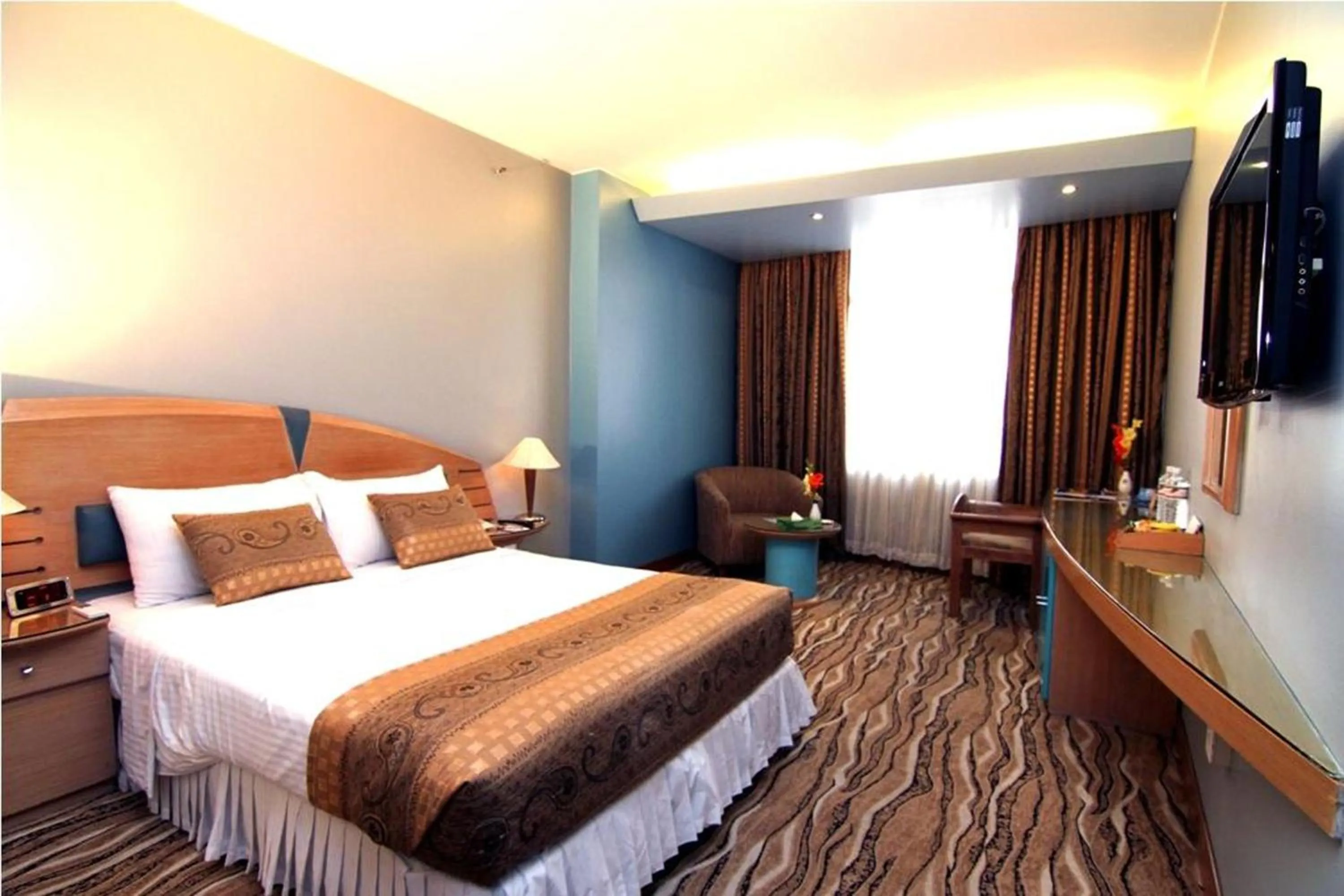 Executive Double Room in La Vinci Hotel