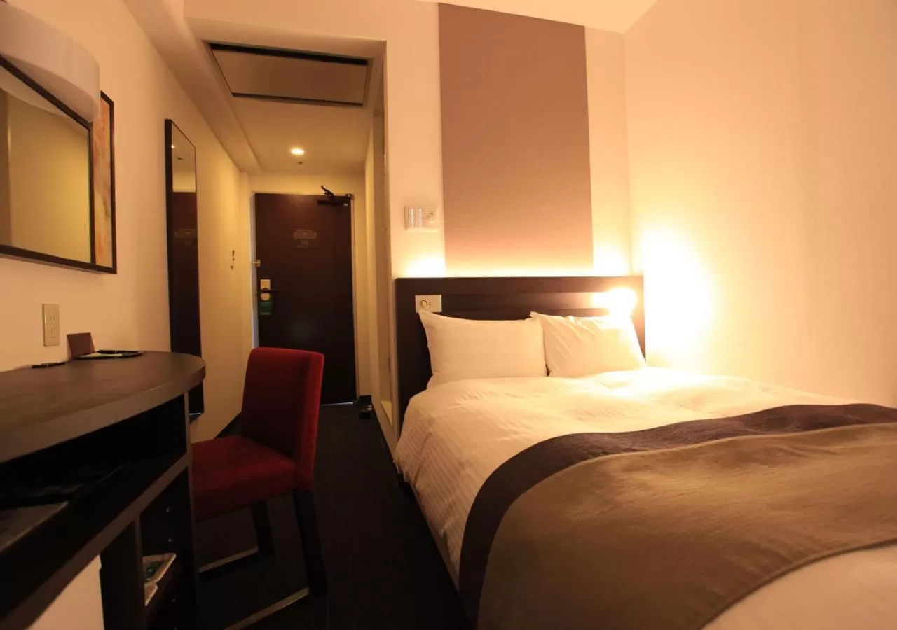 Double Room with Small Double Bed - single occupancy in Urban Hotel Kyoto